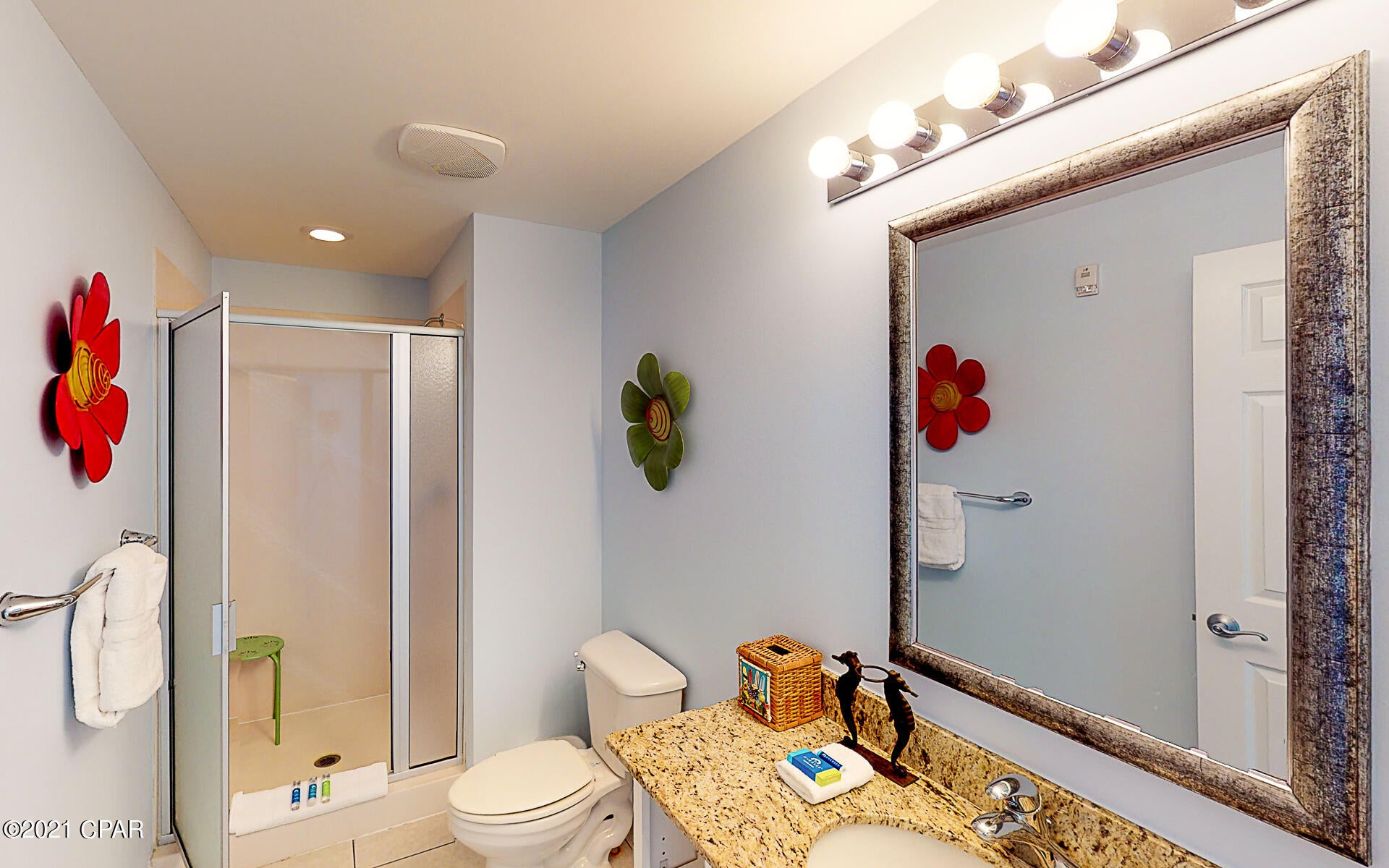 Splash Condo - Residential
