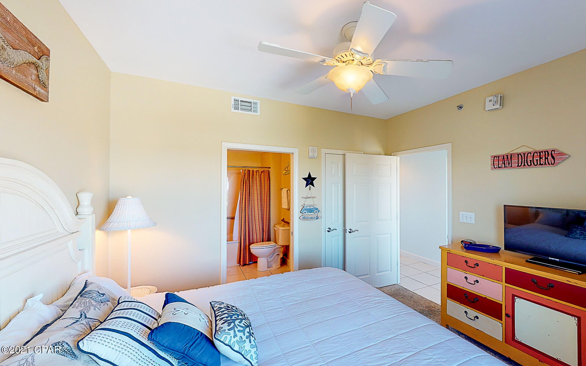 Splash Condo - Residential