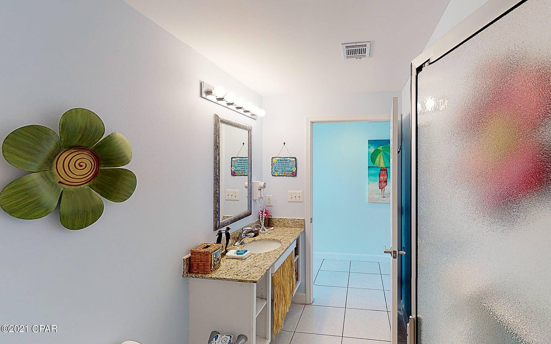 Splash Condo - Residential