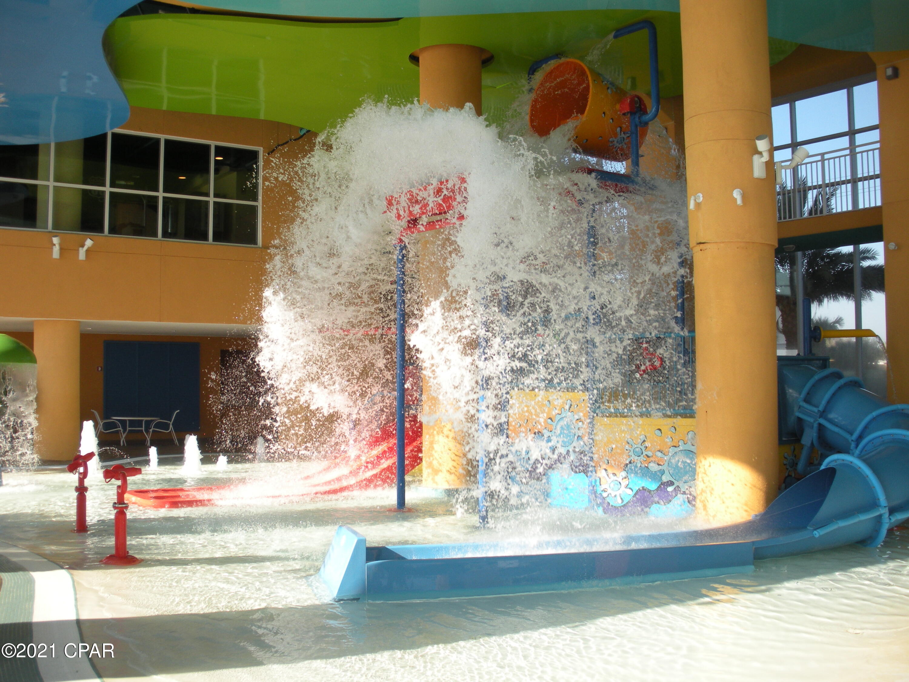 Splash Condo - Residential