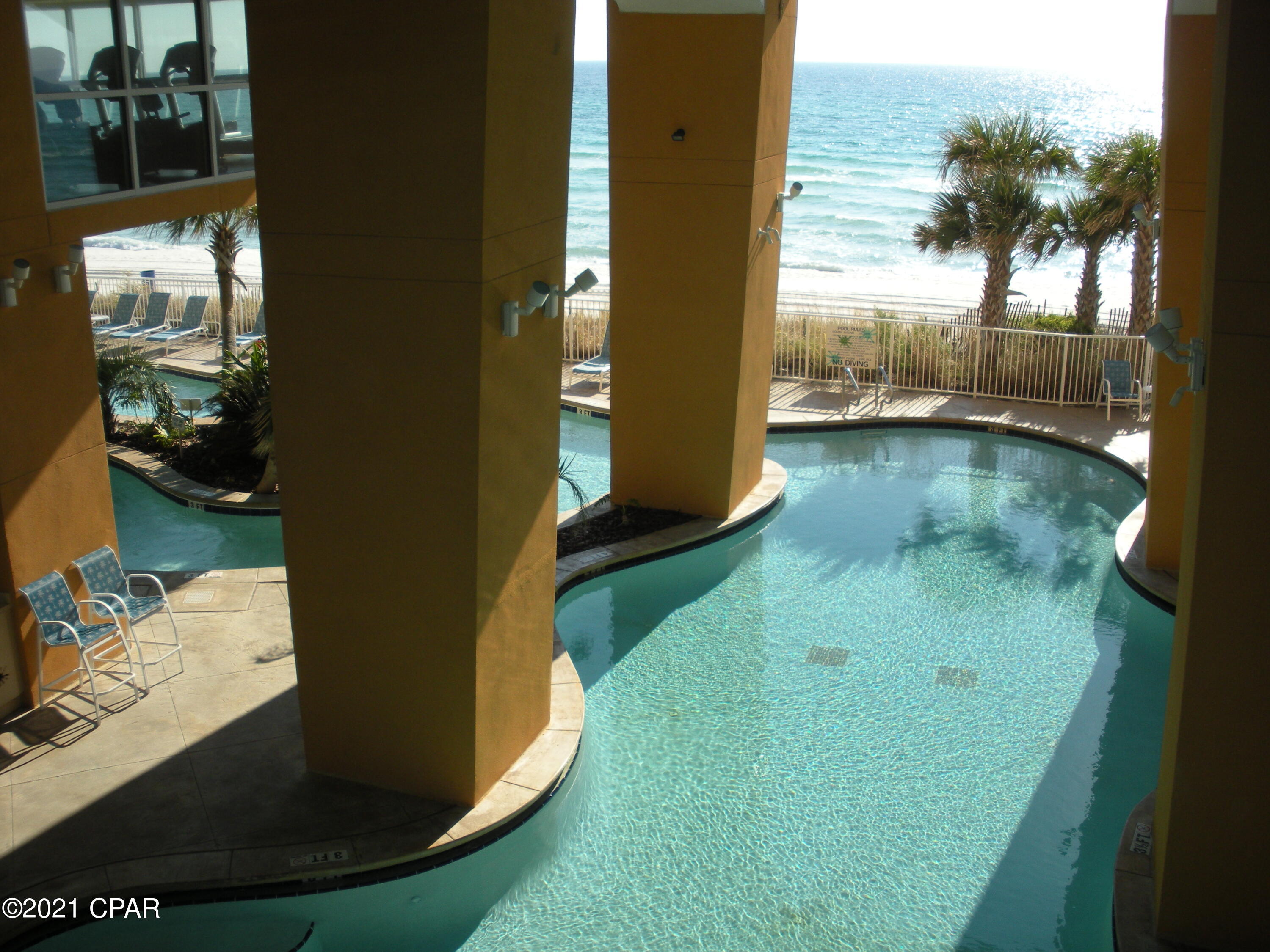 Splash Condo - Residential