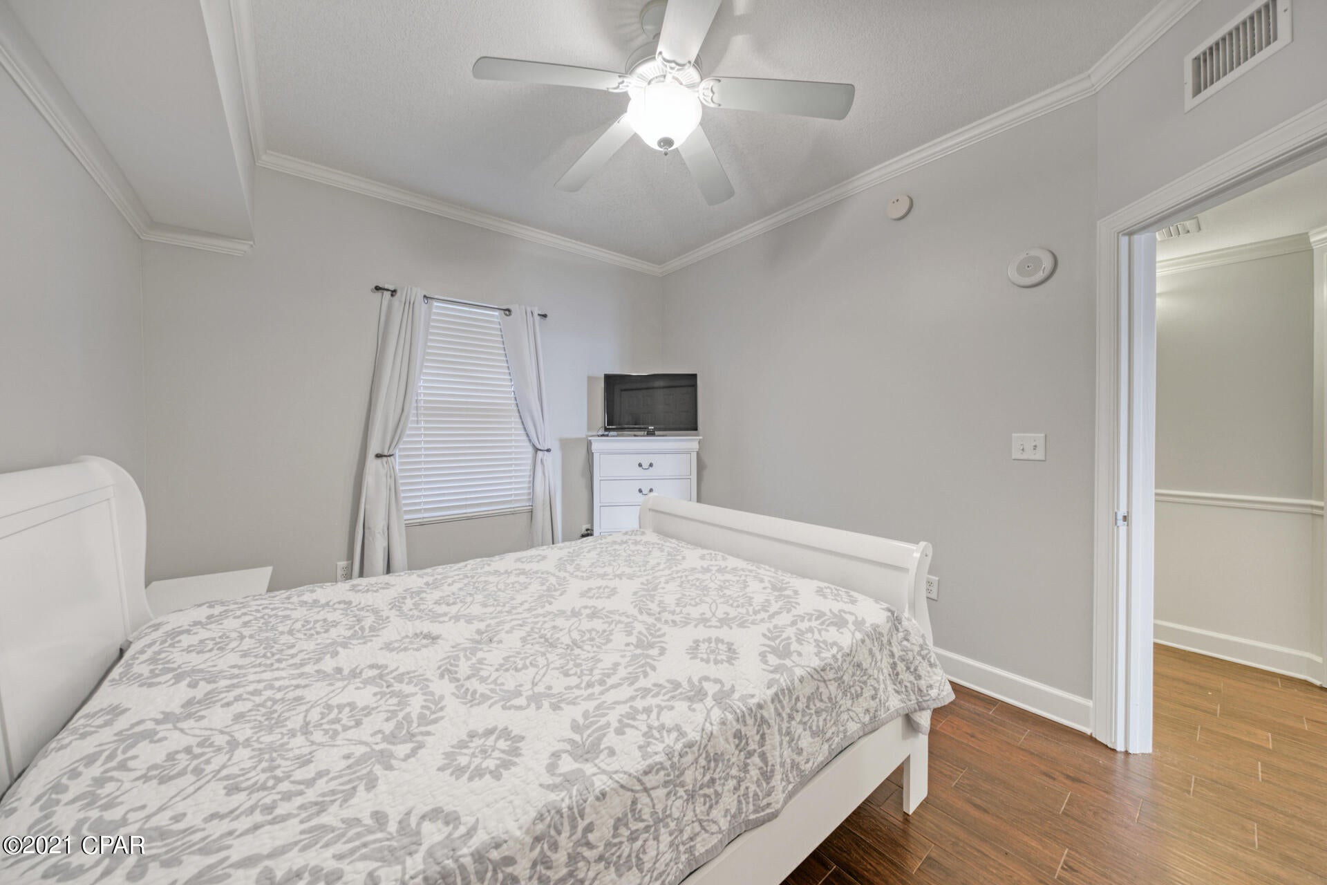 Sunrise Beach - Residential Lease