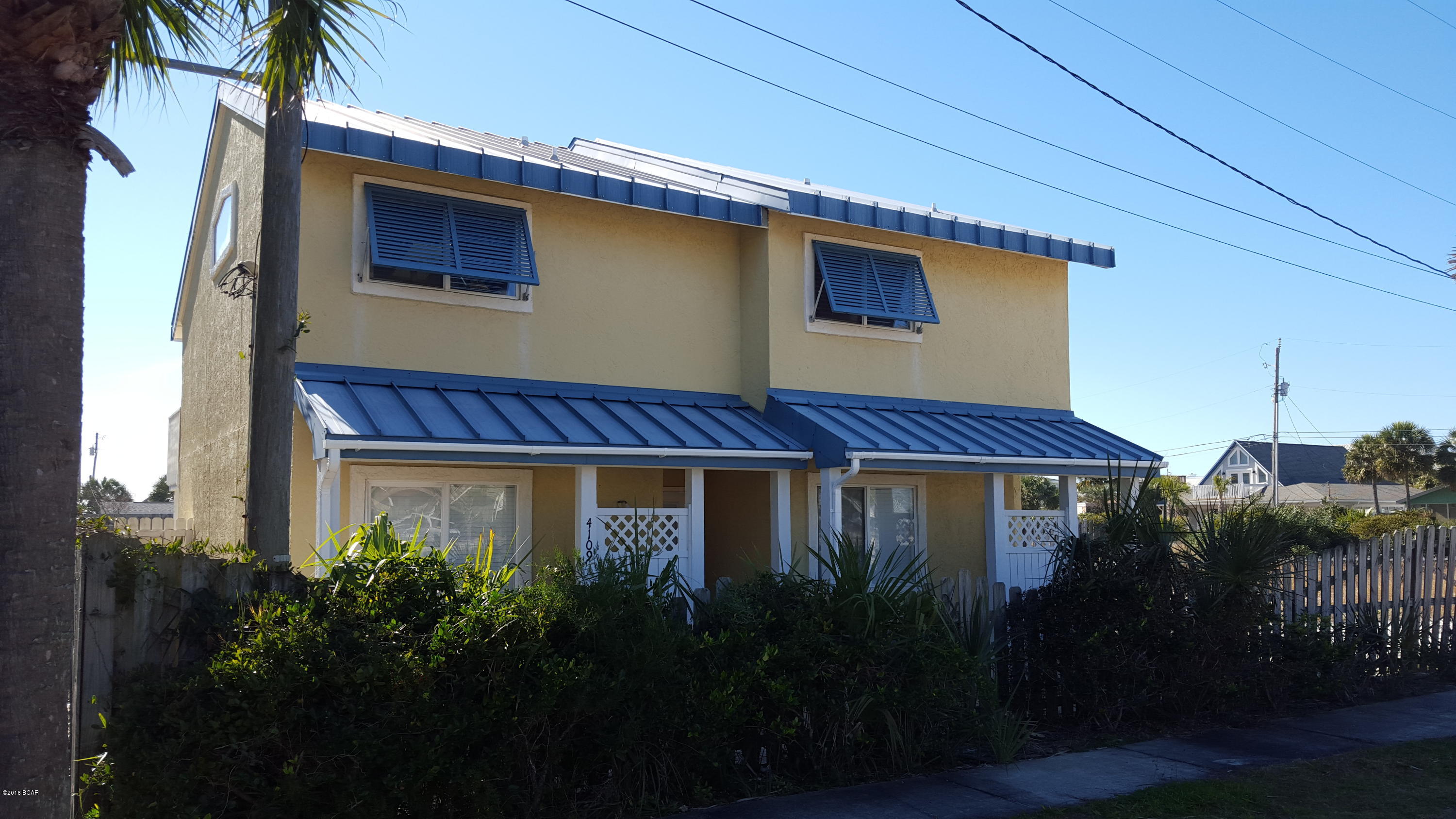 Great rental income, walking distance to the beach.

Ready for rental program