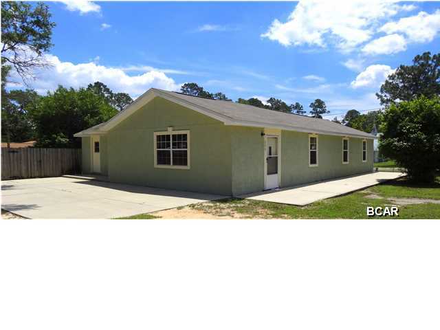 Single Story 4 bedroom 2 bath home situated on a large corner lot. Approximately 2,096 SF H&C, this home features vaulted ceiling in the living room, tile and carpet flooring throughout home, stand alone shower with Double vanity in full bath, good size bedrooms, and large sized Master bedroom w/corner tub and separate shower. Recent upgrades include brand new 25 Year Composition Shingle roof, new kitchen cabinets, new dishwasher and range hood, new ceiling fans, new exterior door, new carpet in bedrooms and a fresh coat of paint throughout the entire home inside and outside. Large fenced in lot approximately 120x135. Age, Square Footage, and room sizes approx., if important please verify.
