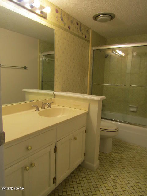 Colony Club - Residential Lease