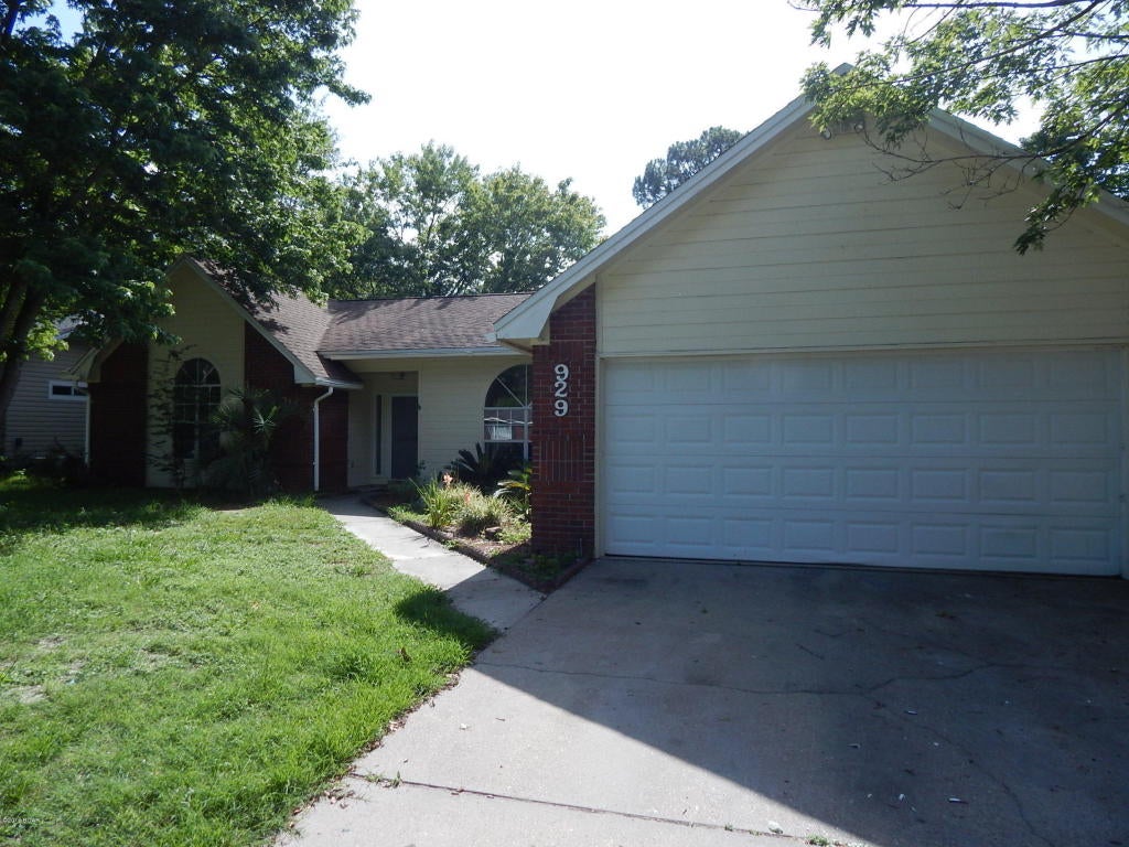 New hardwood flooring installed throughout. Interior recently painted, custom kitchen cabinets redone. This home is priced to sell. Well kept home in centrally located area of Callaway. Split bedroom plan with large master and walk in closets. You have a large family room with vaulted ceilings and wood burning fireplace. As you are sitting in the cozy family room, you can watch the kids play in the pristine inground pool. Spacious kitchen with breakfast nook also overlooking the inground swimming pool in backyard. Nicely landscaped front and backyard with privacy fenced throughout the back yard. Seller motivated to sell. Close to Tyndall AFB, shopping and restaurants. Enjoy the upcoming summer months while watching the kids play in the pool. Priced below market value.