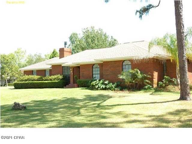 If you are looking for a house with plenty of storage this one is for you. Beautiful 3 bedroom 2 bathroom custom built home in Forest Park on a large corner lot. This brick house offers a nice open floor plan, with new hard wood floors and a large family room for your pool table and entertaining, the kitchen has new oak cabinets, an island, solid surface countertops and a wonderful bay window looking out to the pool area.