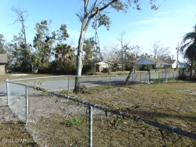 Bay Park Manor - Residential Lease