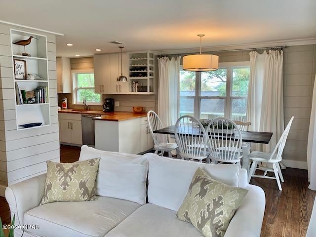 Laguna Beach Estates - Residential