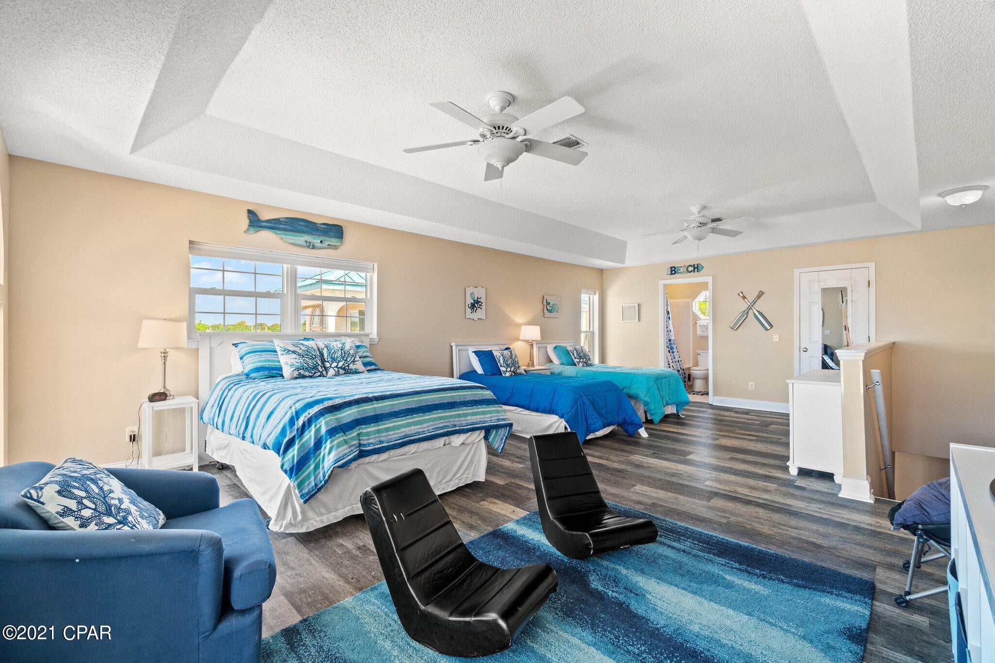 The Palms - Residential