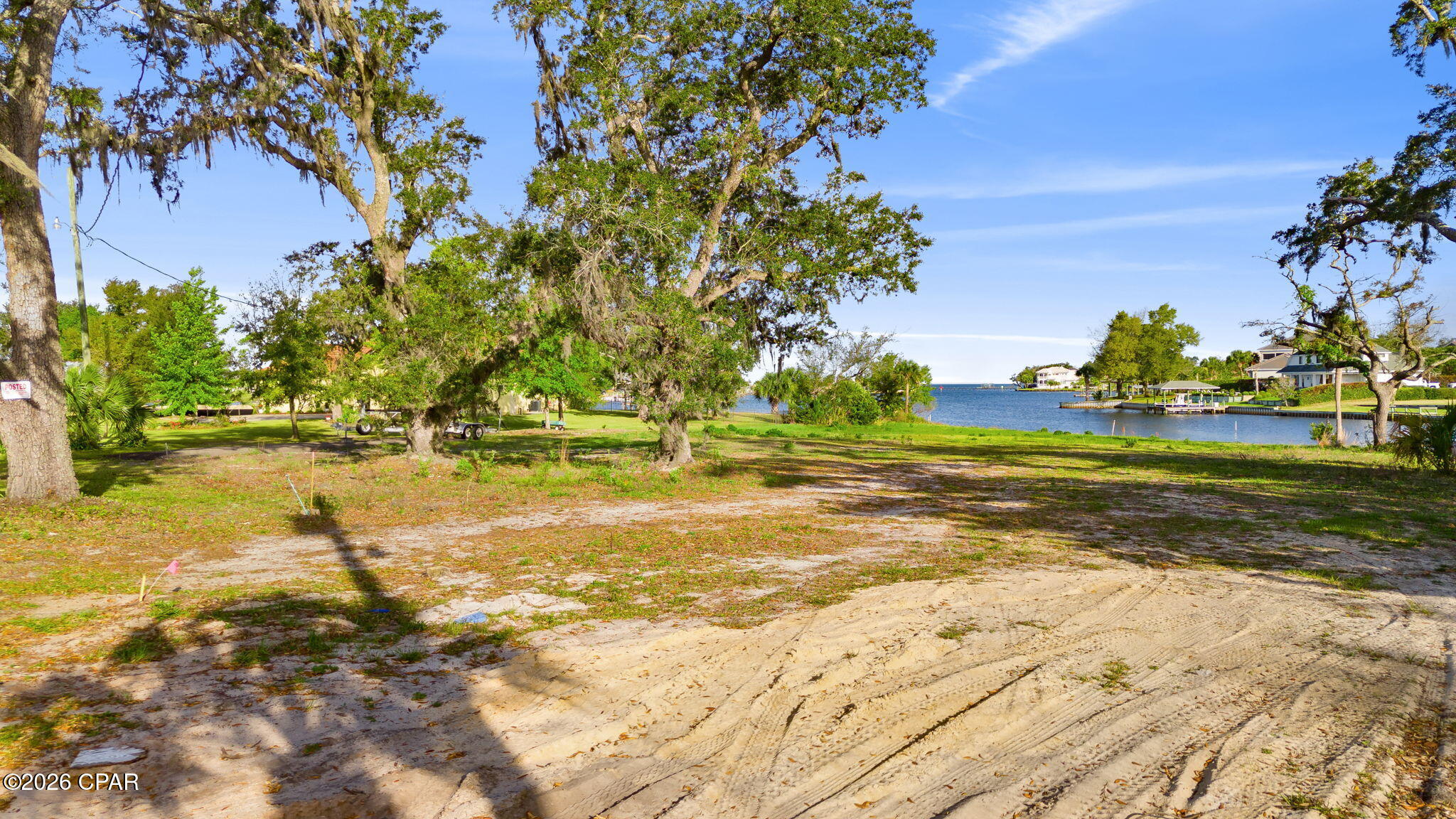 Kings Point - Land