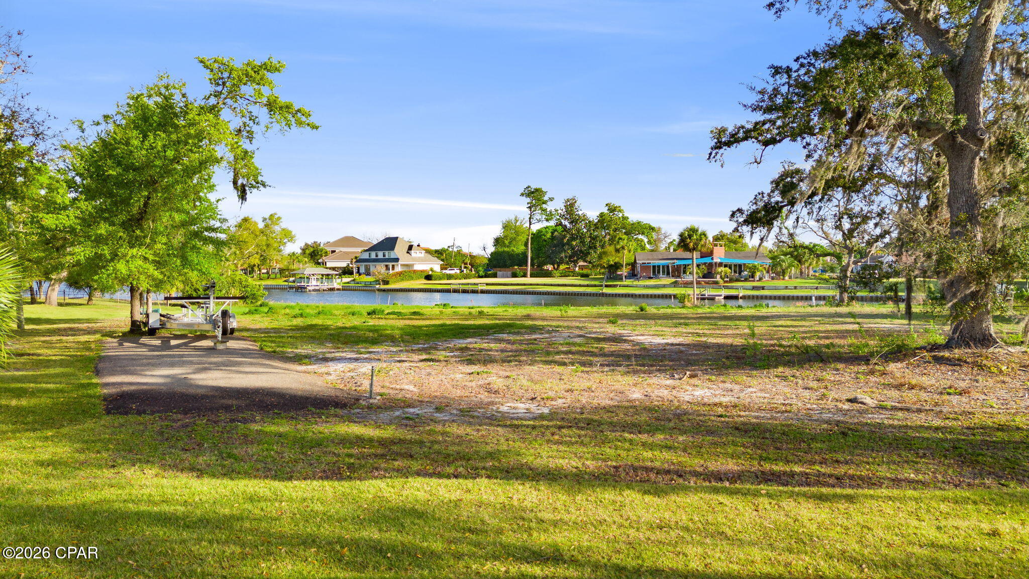 Kings Point - Land