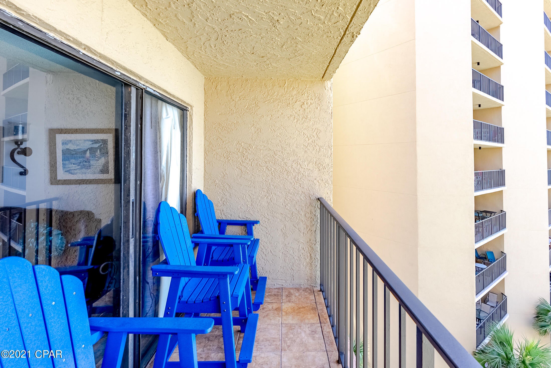 Summerhouse Condo. - Residential
