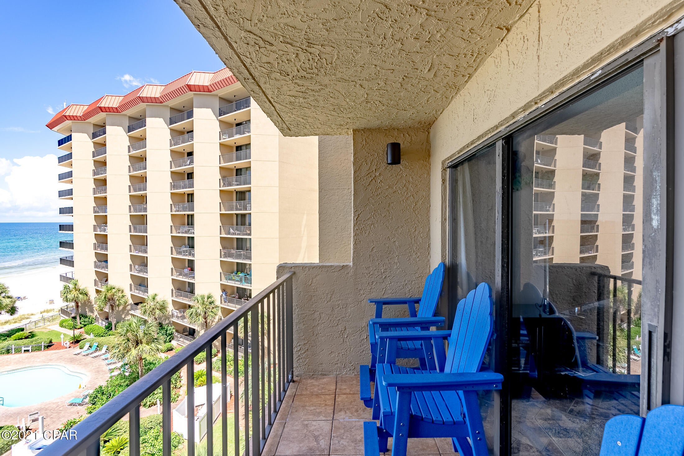 Summerhouse Condo. - Residential