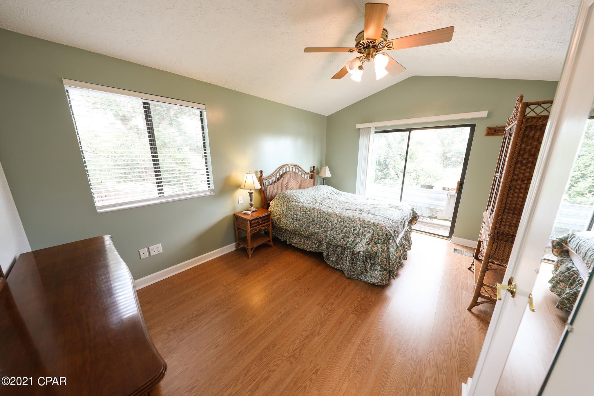 Mariners Cove - Residential