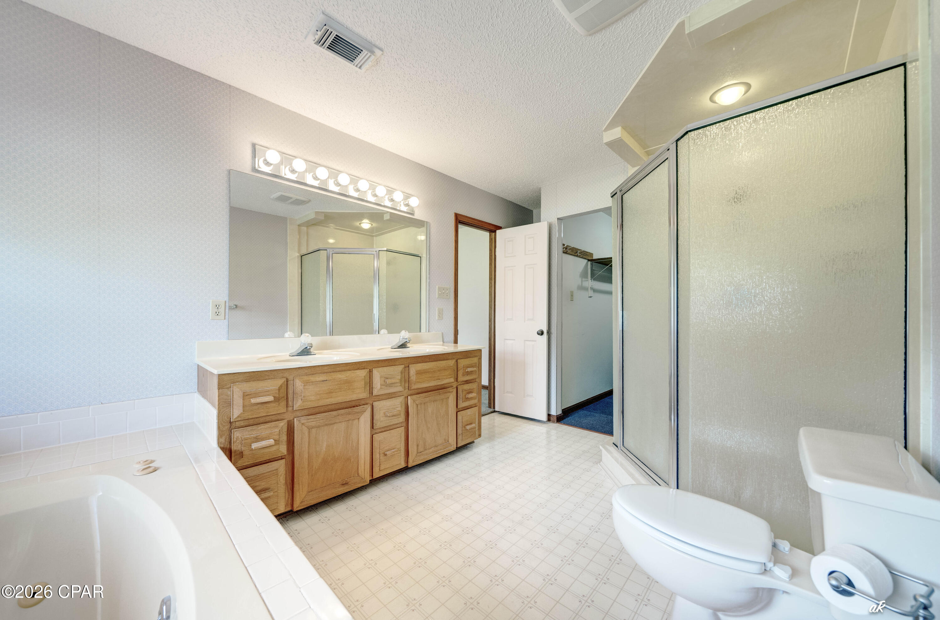 Thomas Drive Park U-4 - Residential