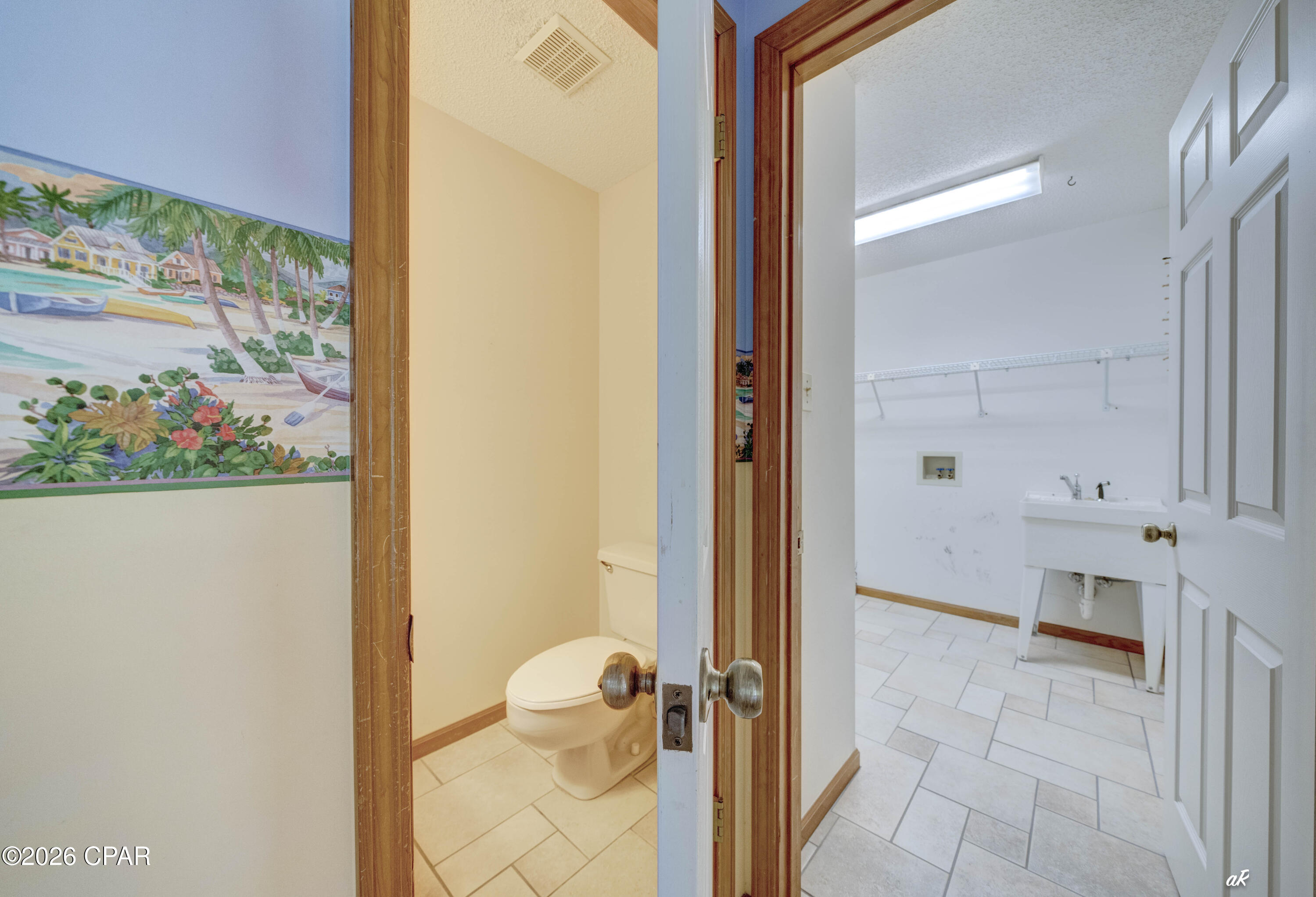 Thomas Drive Park U-4 - Residential