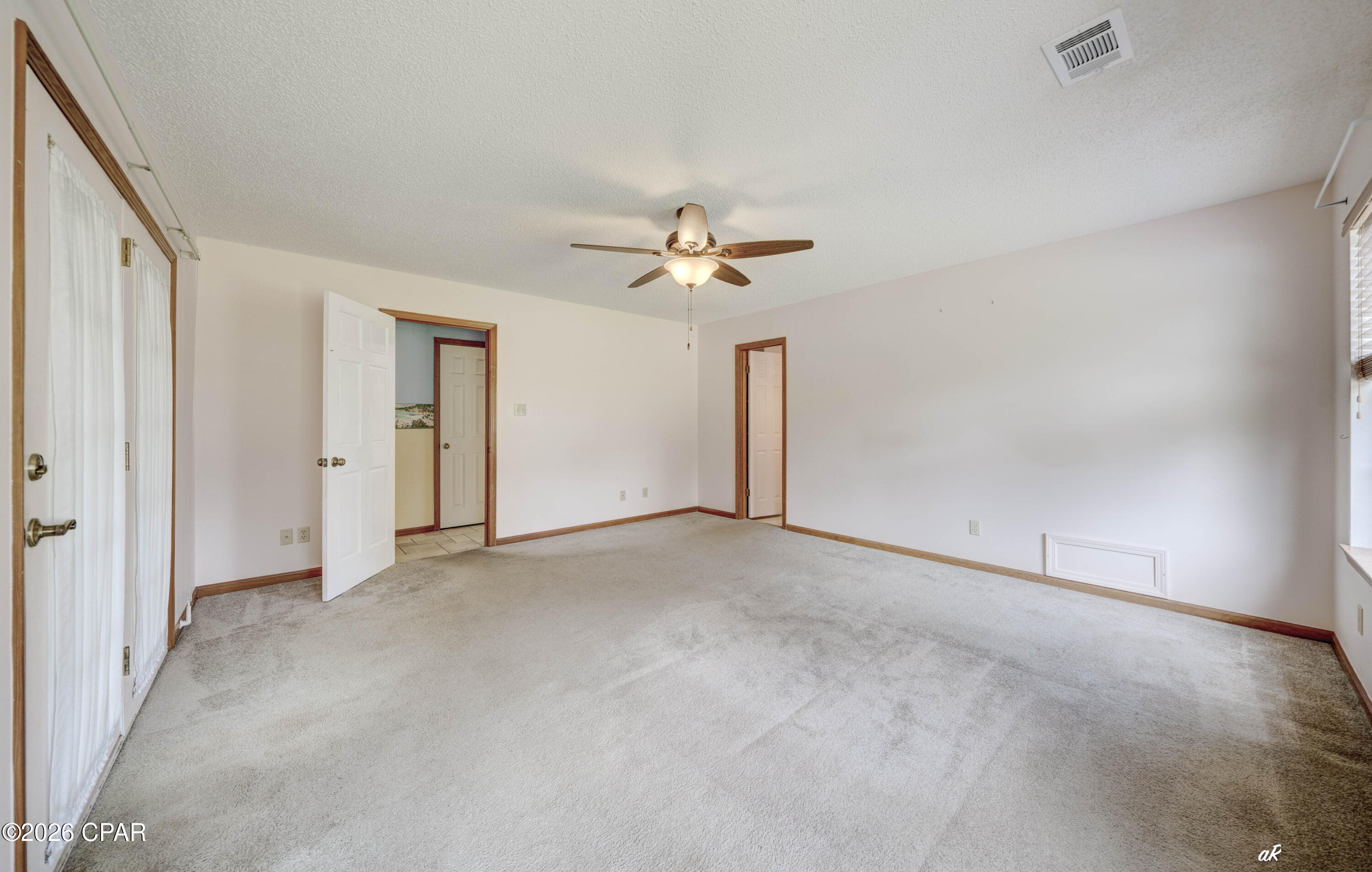 Thomas Drive Park U-4 - Residential