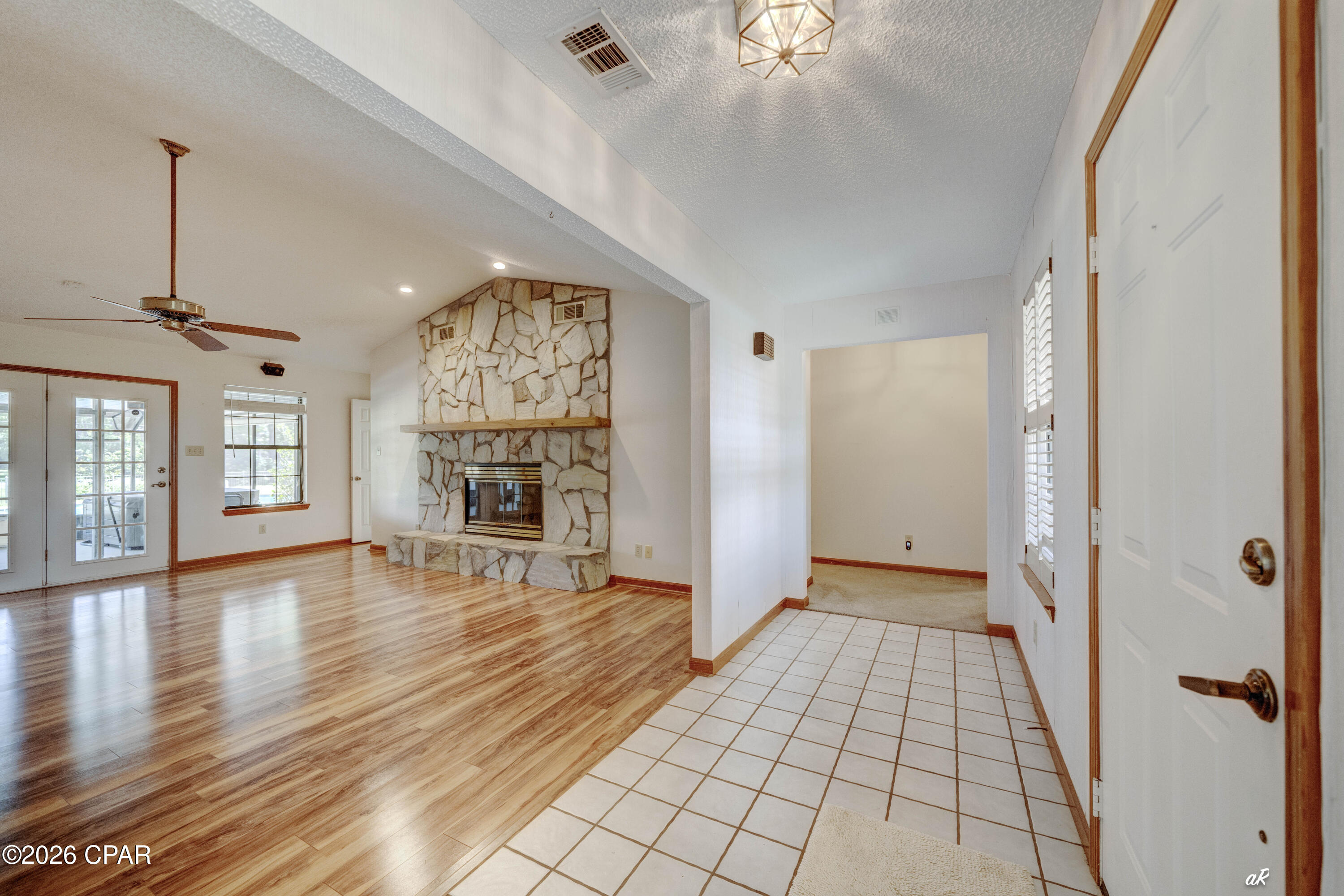 Thomas Drive Park U-4 - Residential