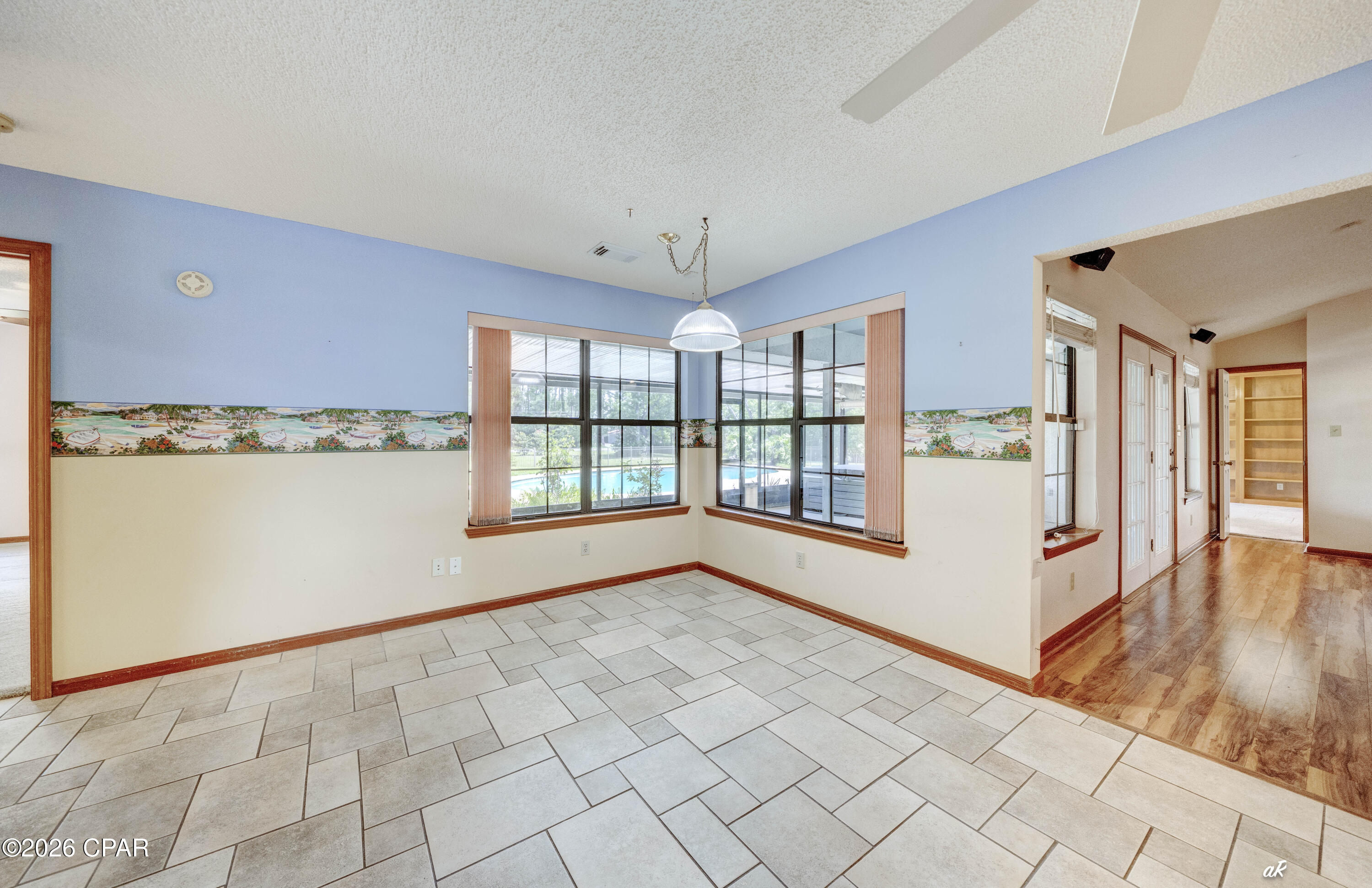 Thomas Drive Park U-4 - Residential