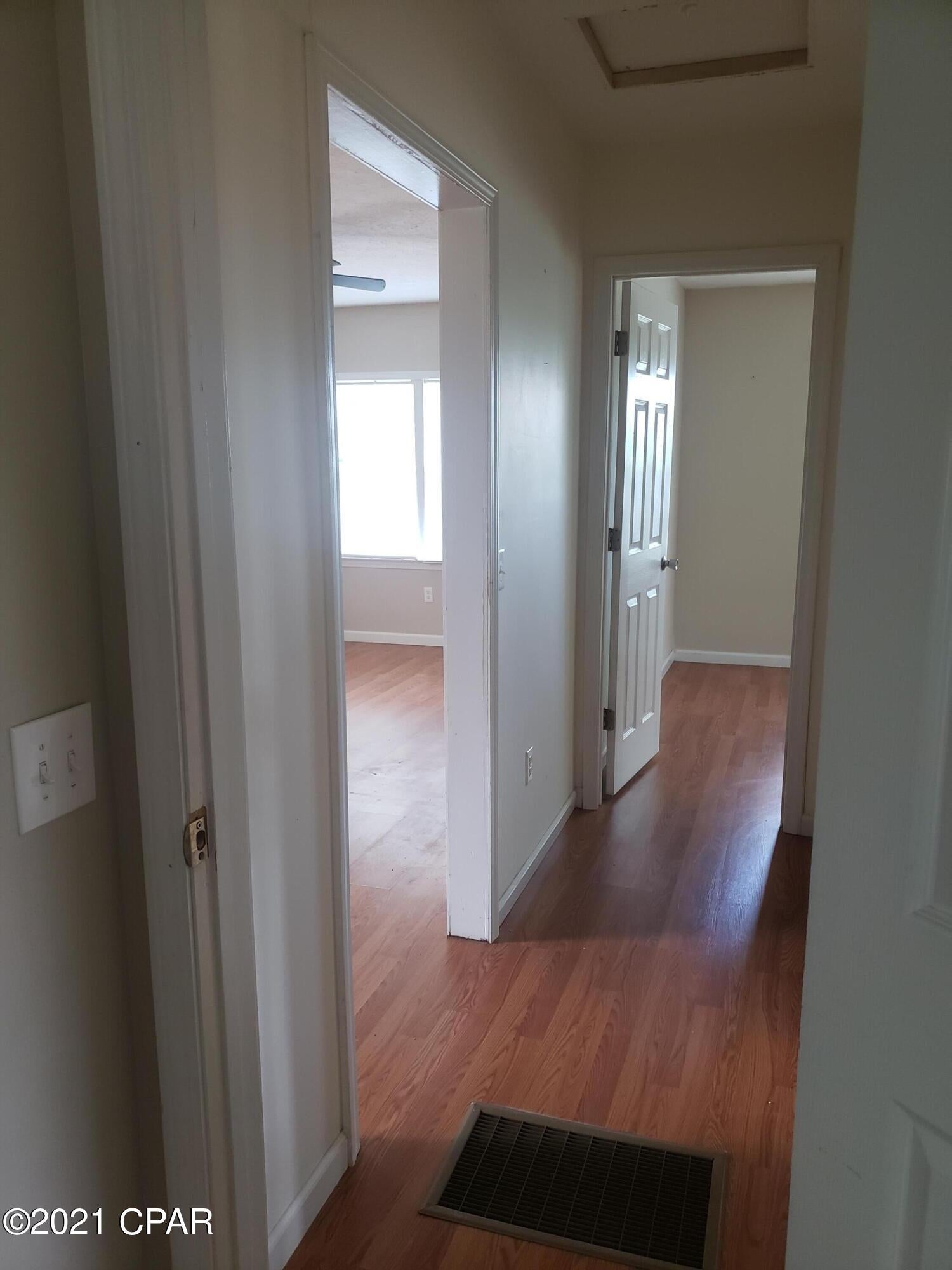 Laguna Beach Estates 7th Add - Residential