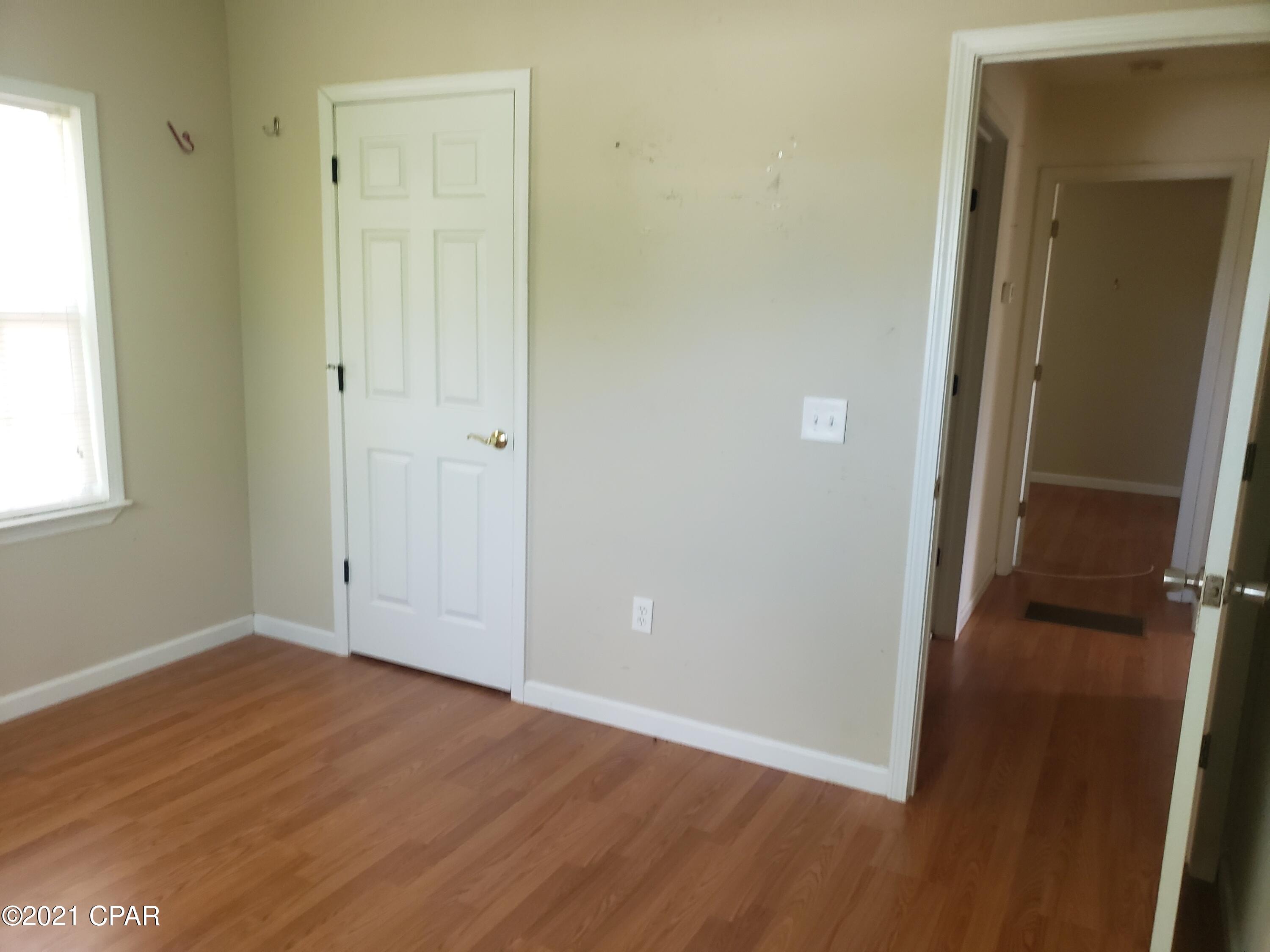 Laguna Beach Estates 7th Add - Residential