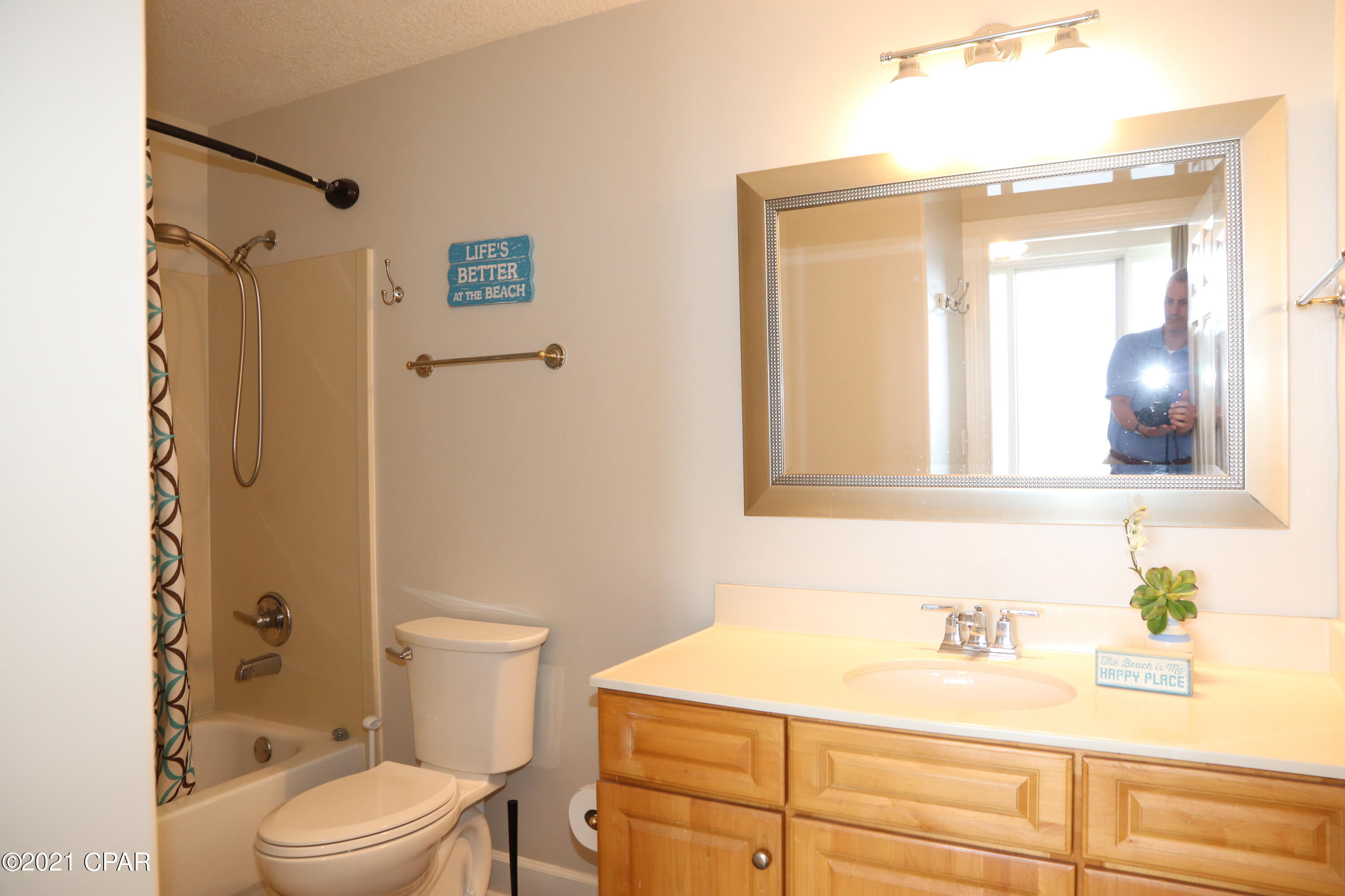 Twin Palms Resort - Residential