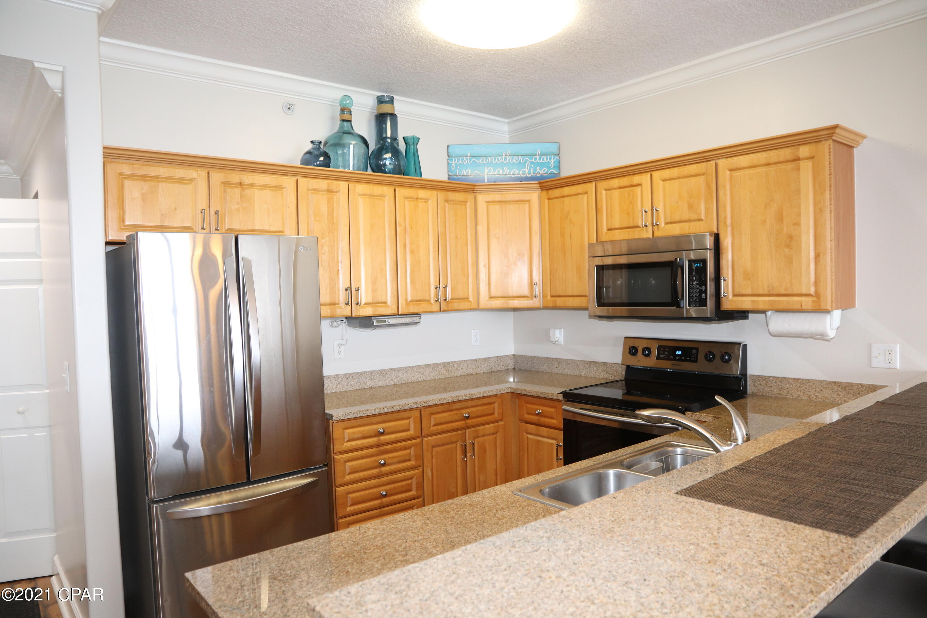 Twin Palms Resort - Residential
