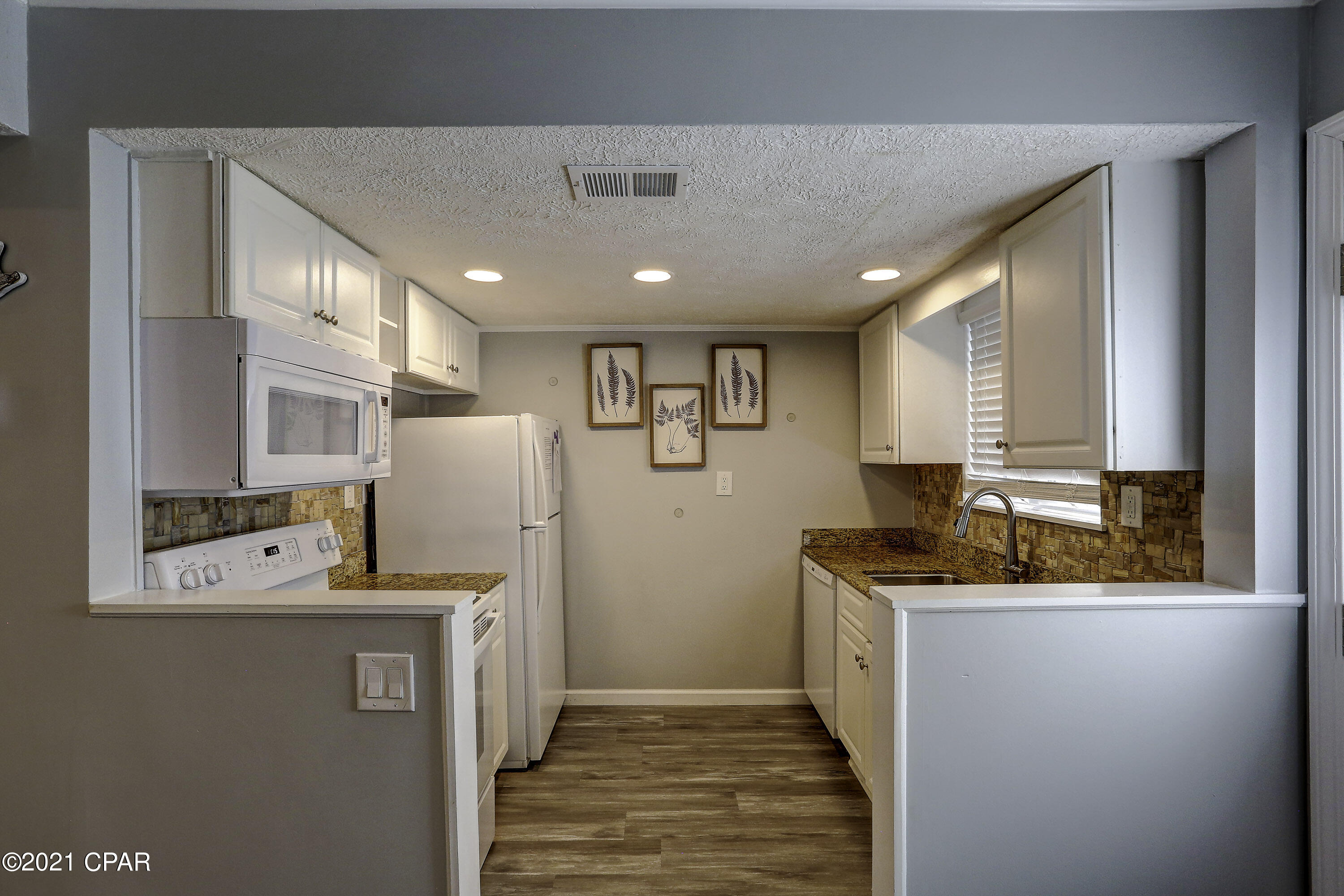 Misty Harbour Condo. - Residential