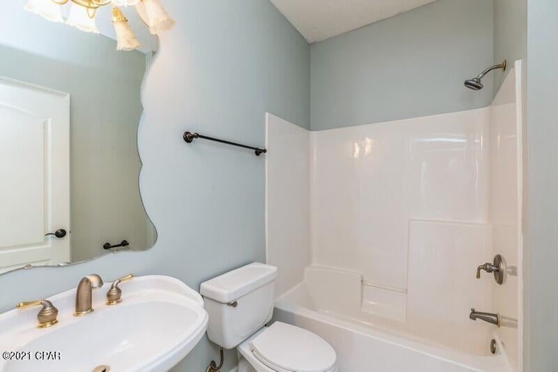 Mowat Highlands Ph X - Residential