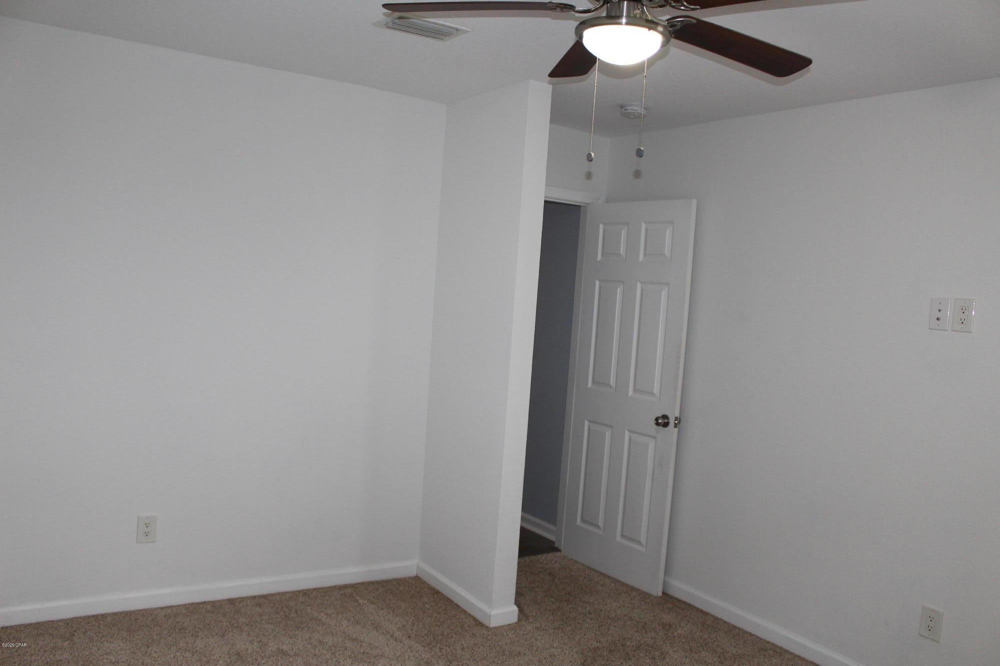 Venetian Villa 2nd Add Replat - Residential Lease
