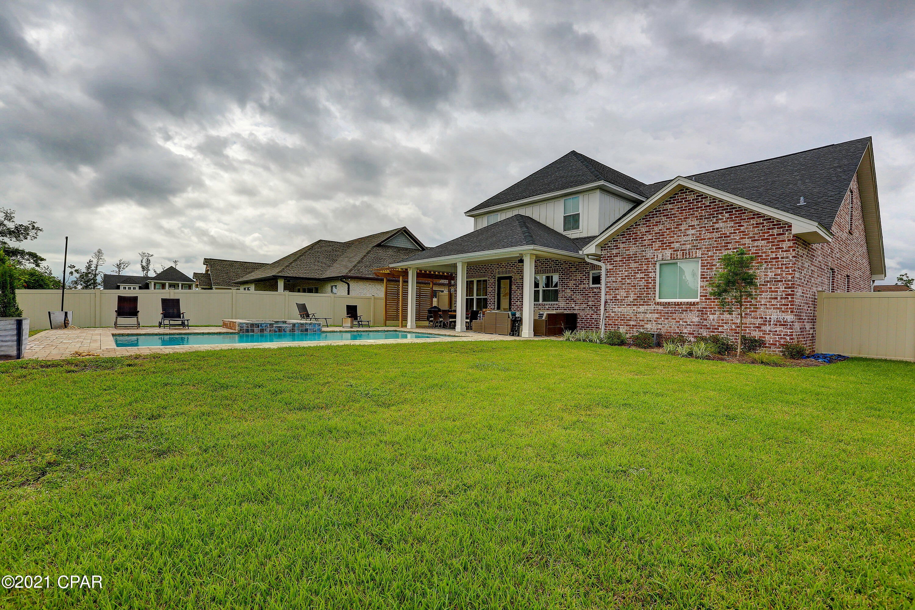 Hawks Landing - Residential