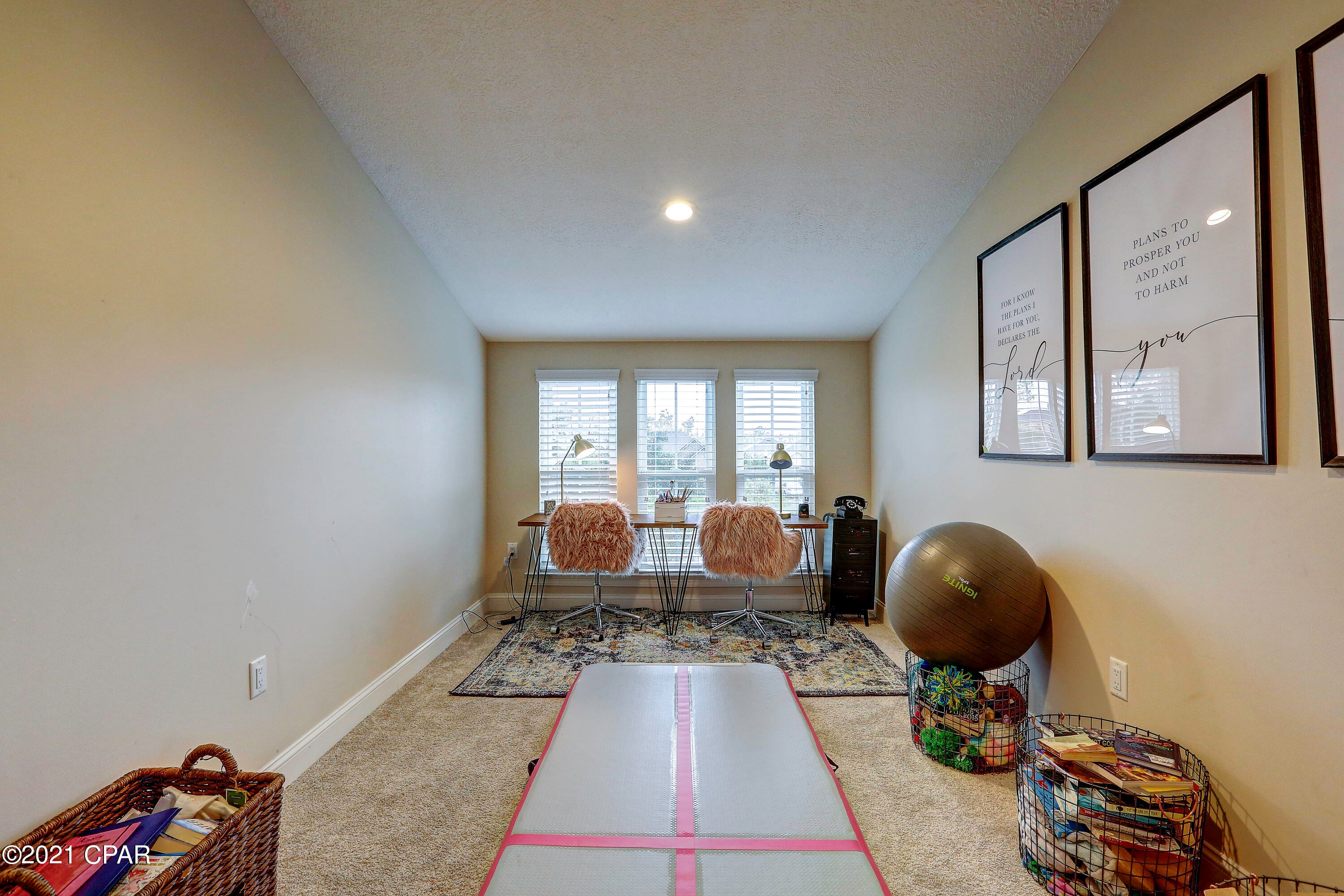 Hawks Landing - Residential