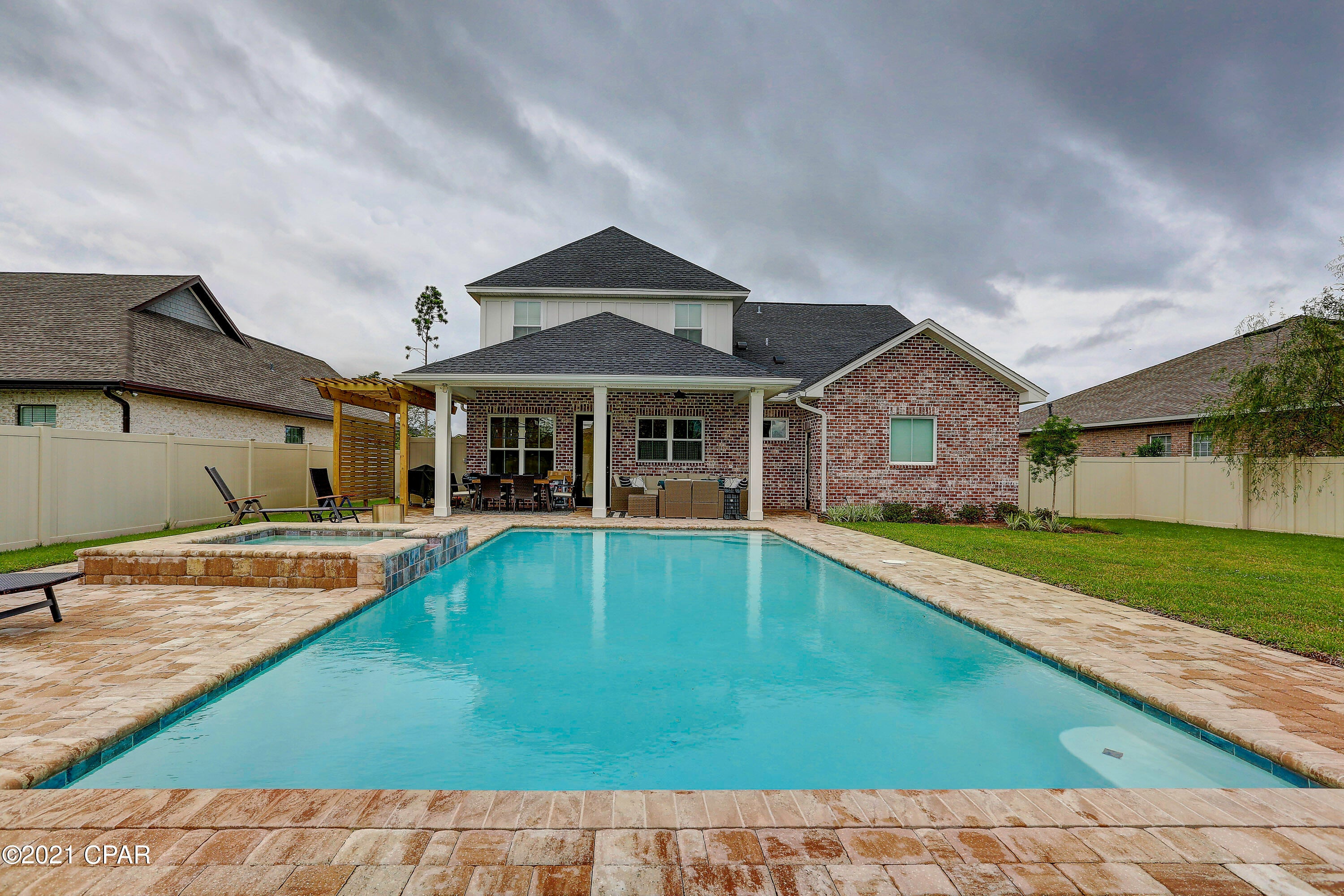 Hawks Landing - Residential