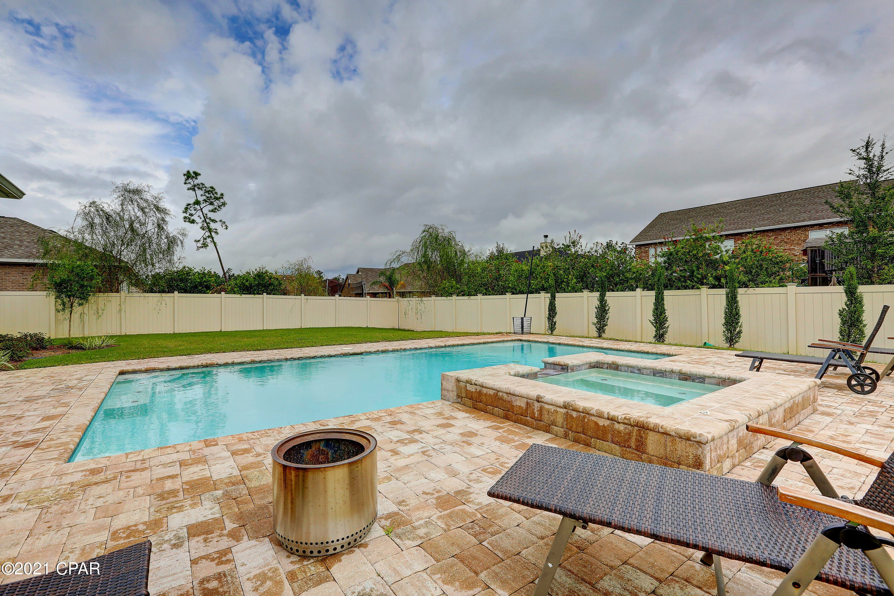 Hawks Landing - Residential