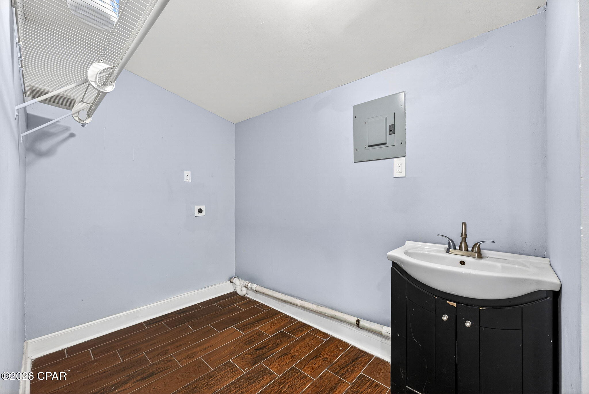 Hentz 1st Add Unit-B Rep - Residential