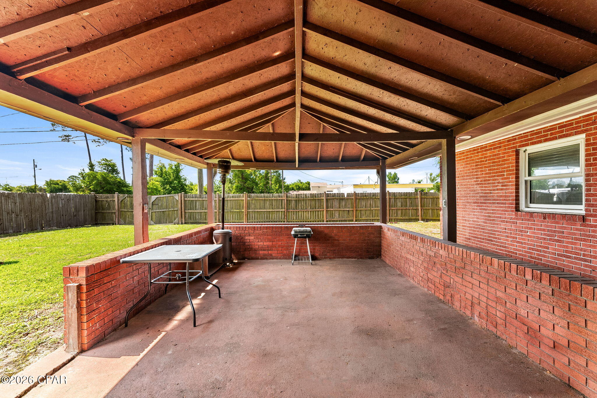 Hentz 1st Add Unit-B Rep - Residential