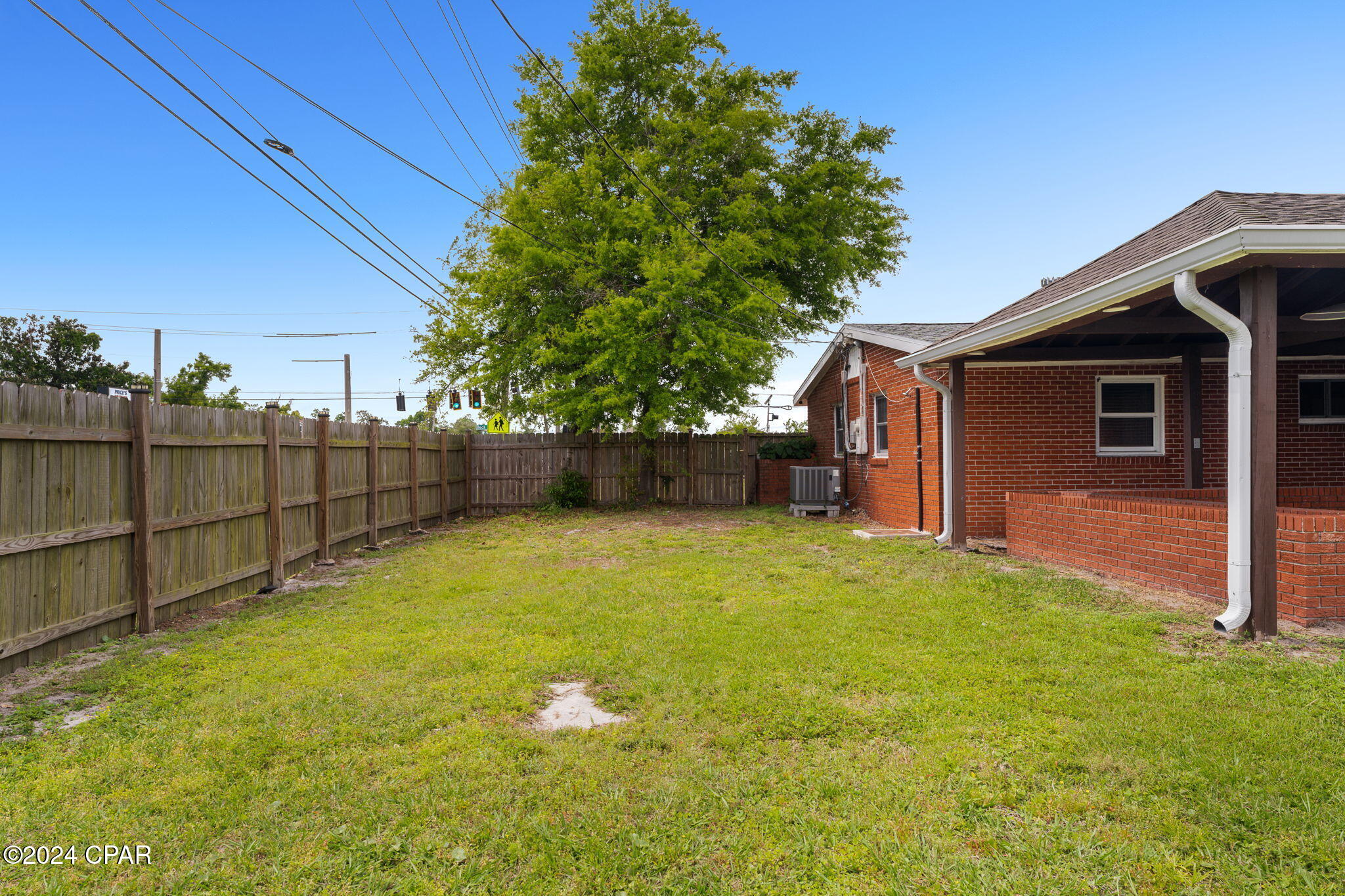 Hentz 1st Add Unit-B Rep - Residential