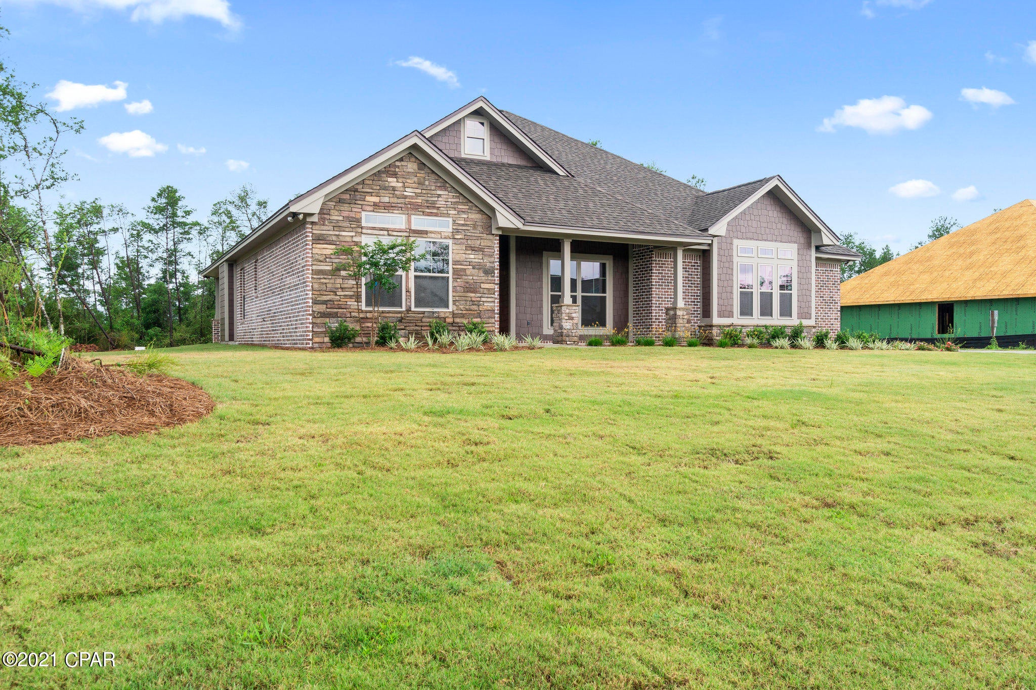 Lake Merial - Residential