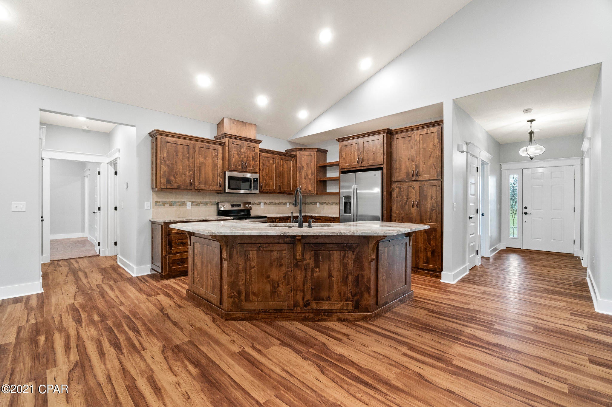Lake Merial - Residential