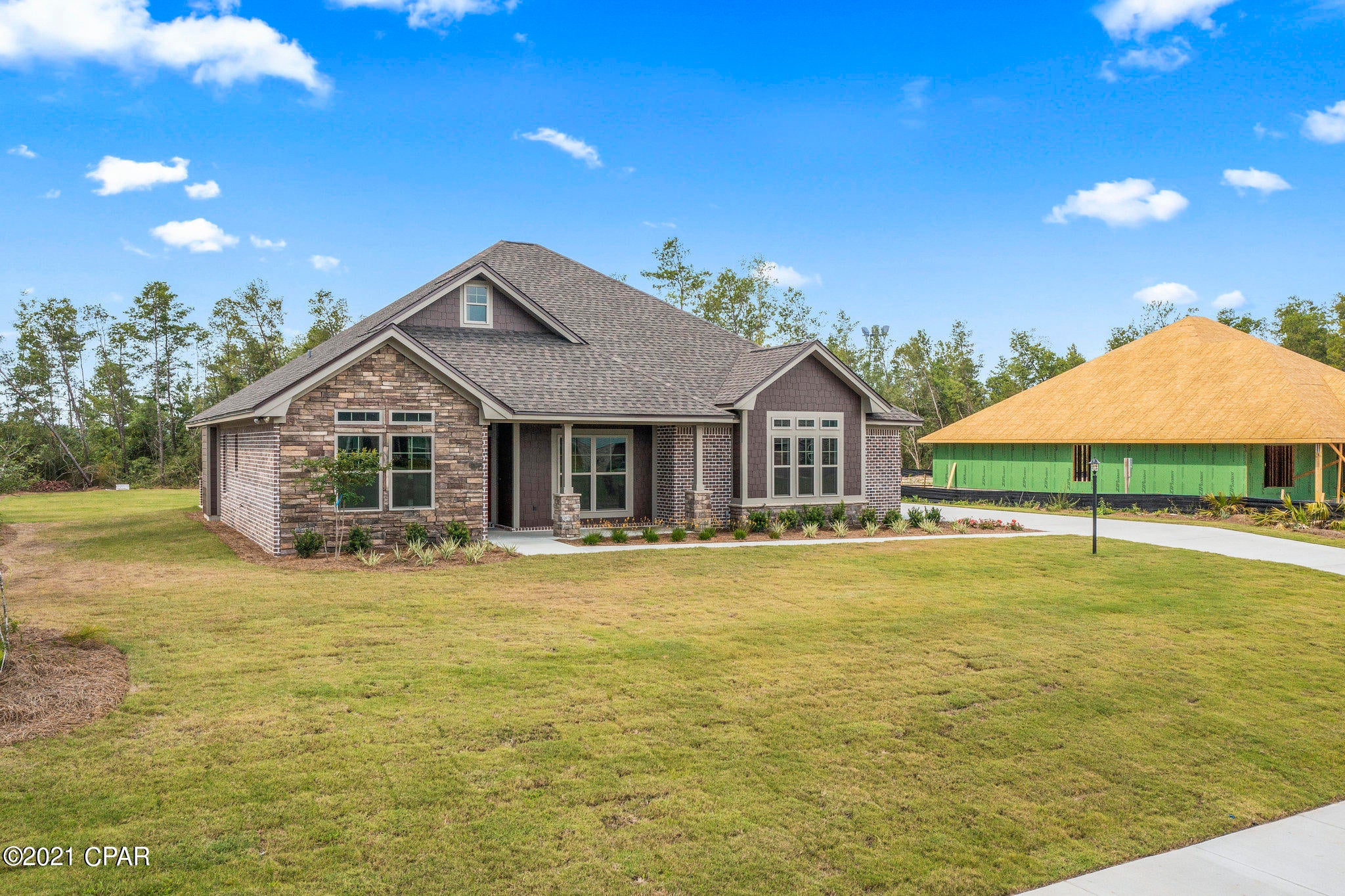 Lake Merial - Residential