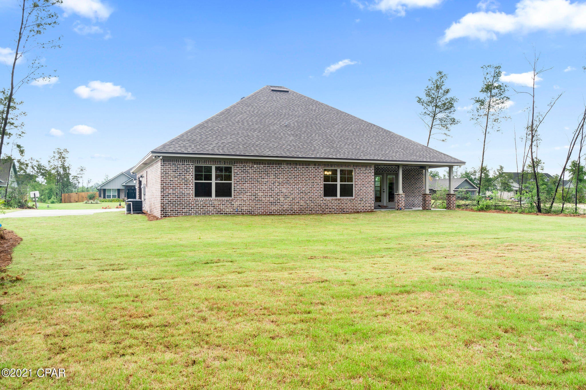 Lake Merial - Residential