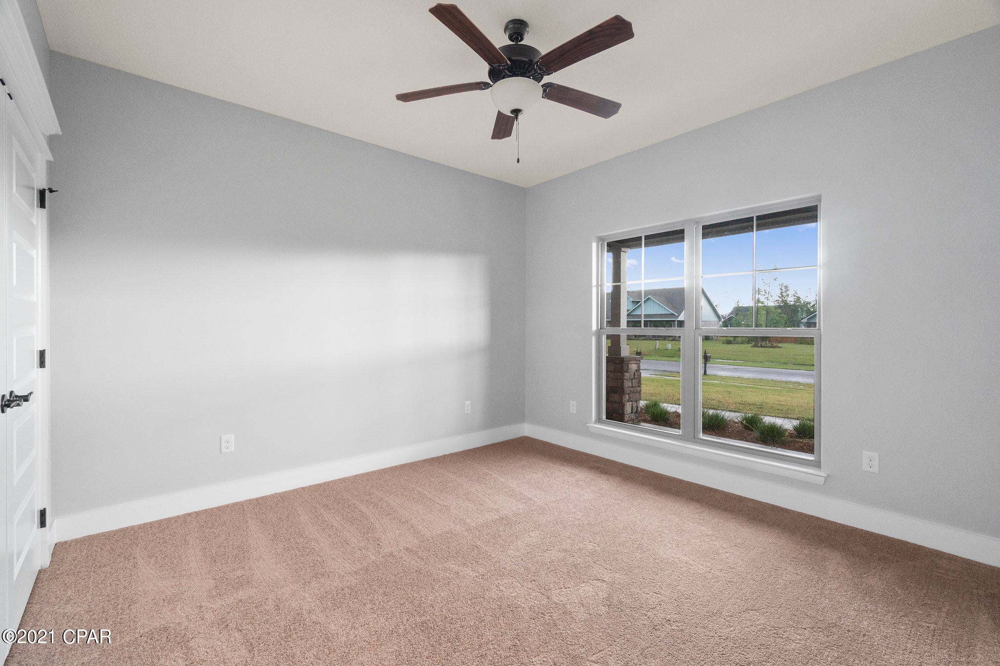 Lake Merial - Residential