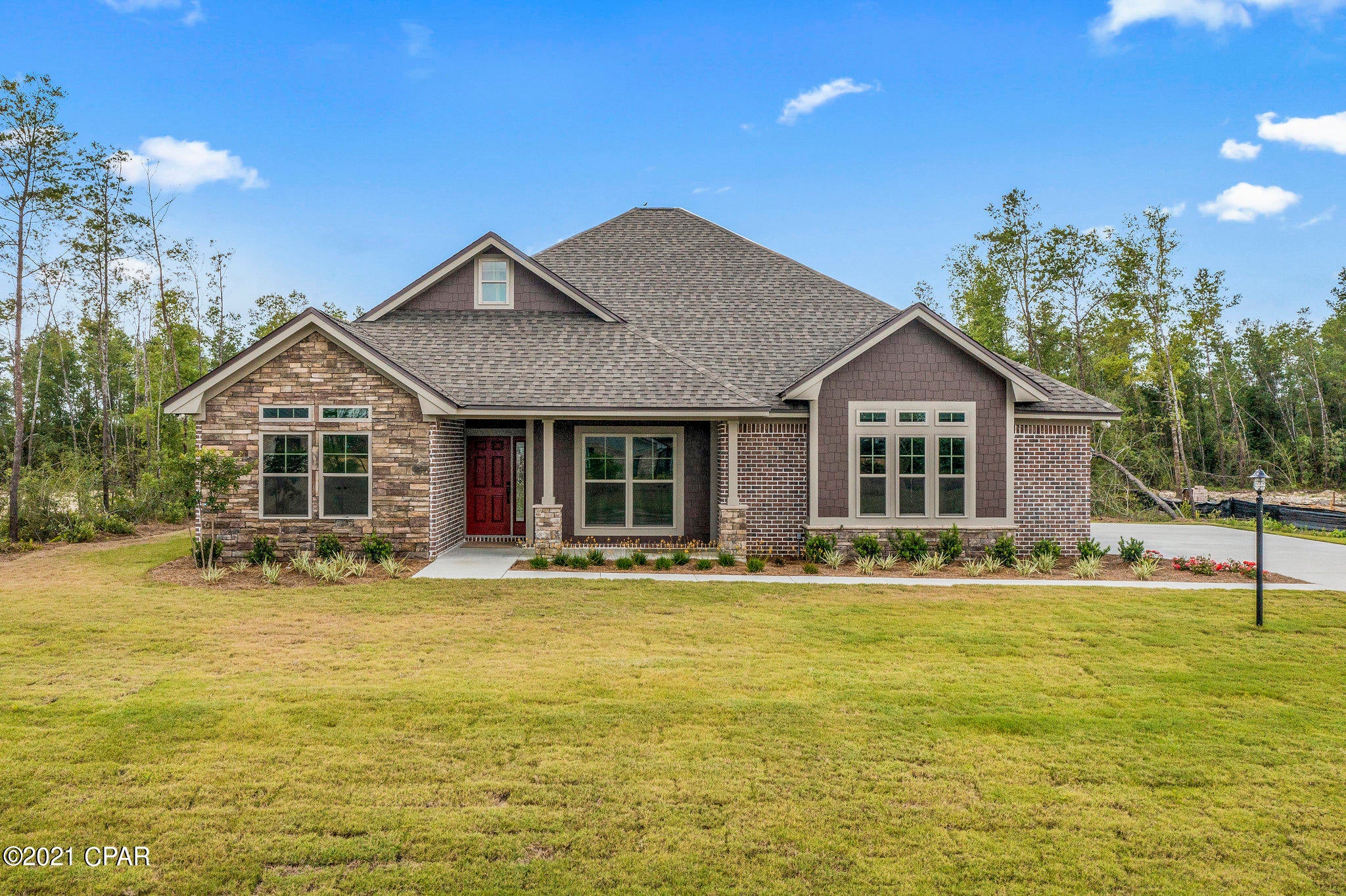 Lake Merial - Residential