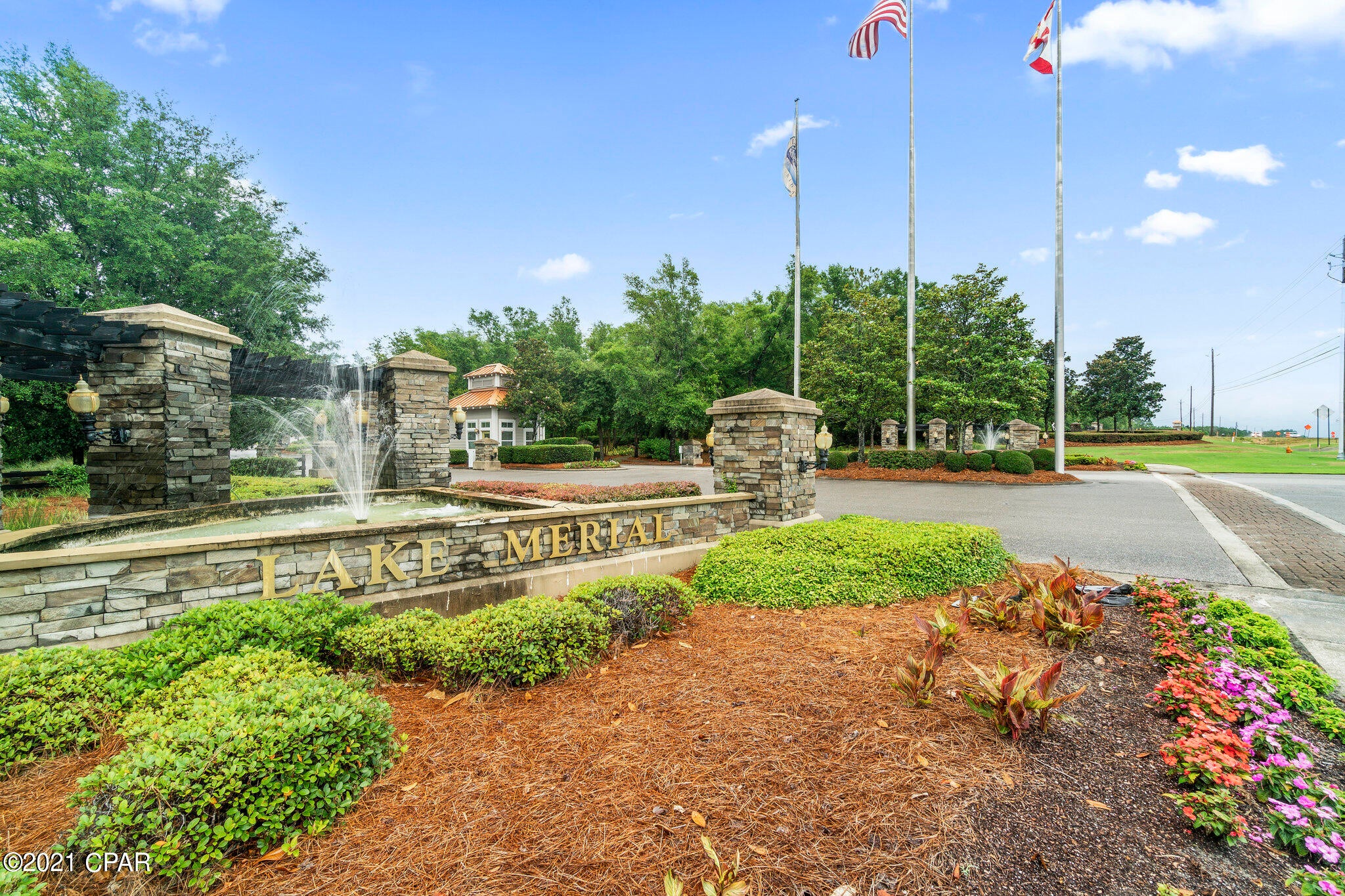 Lake Merial - Residential