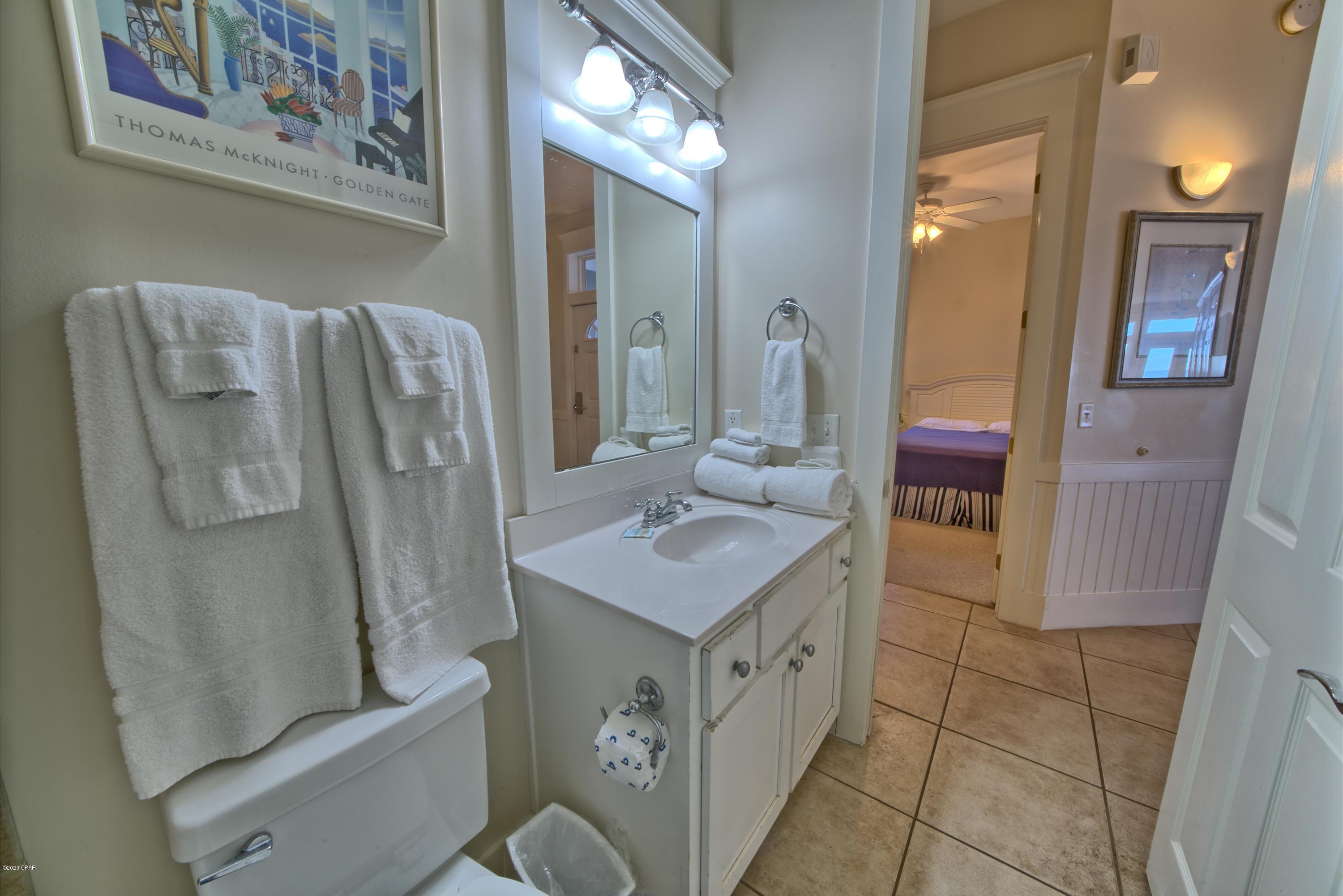 La Valencia Beach Resort - Residential