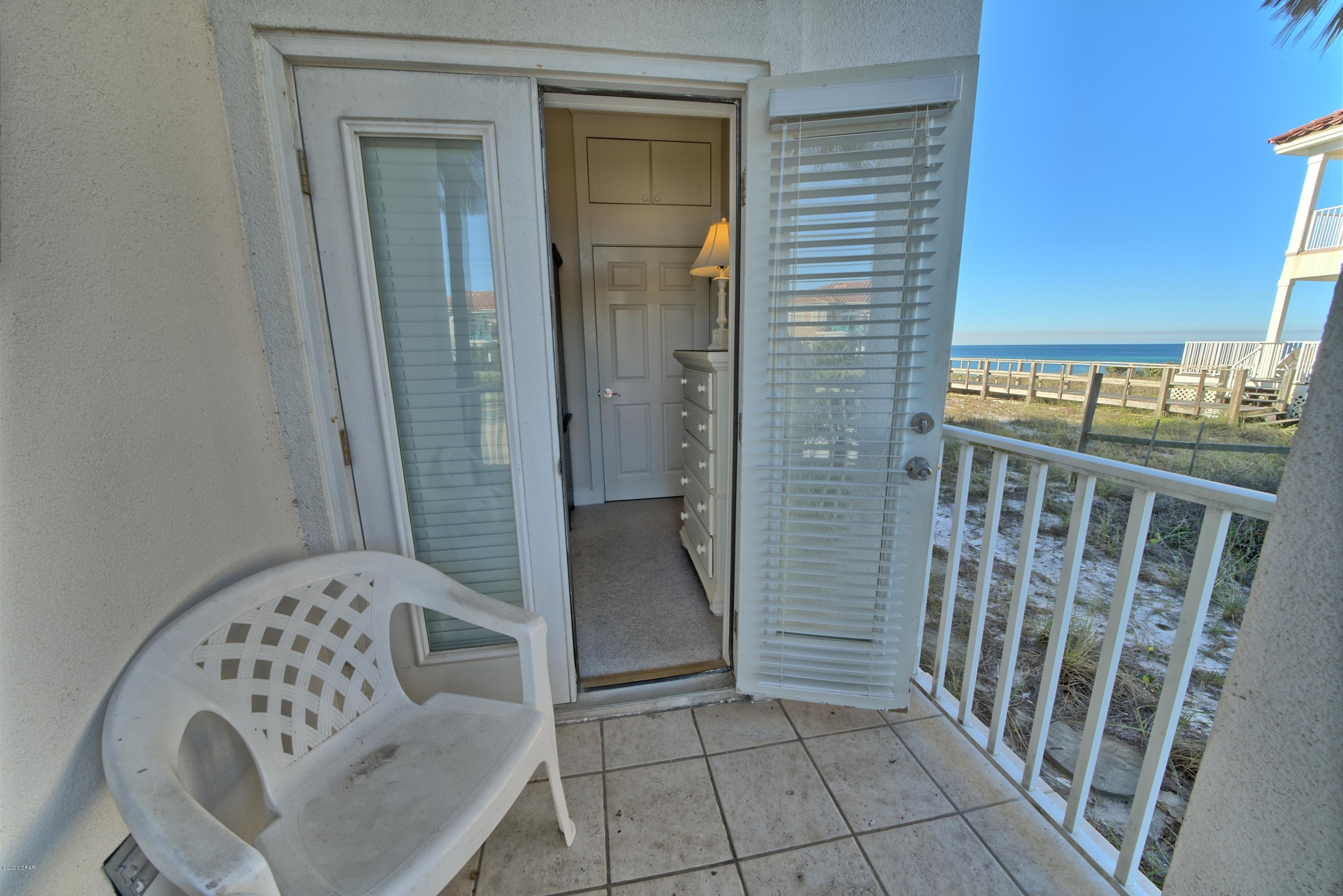 La Valencia Beach Resort - Residential