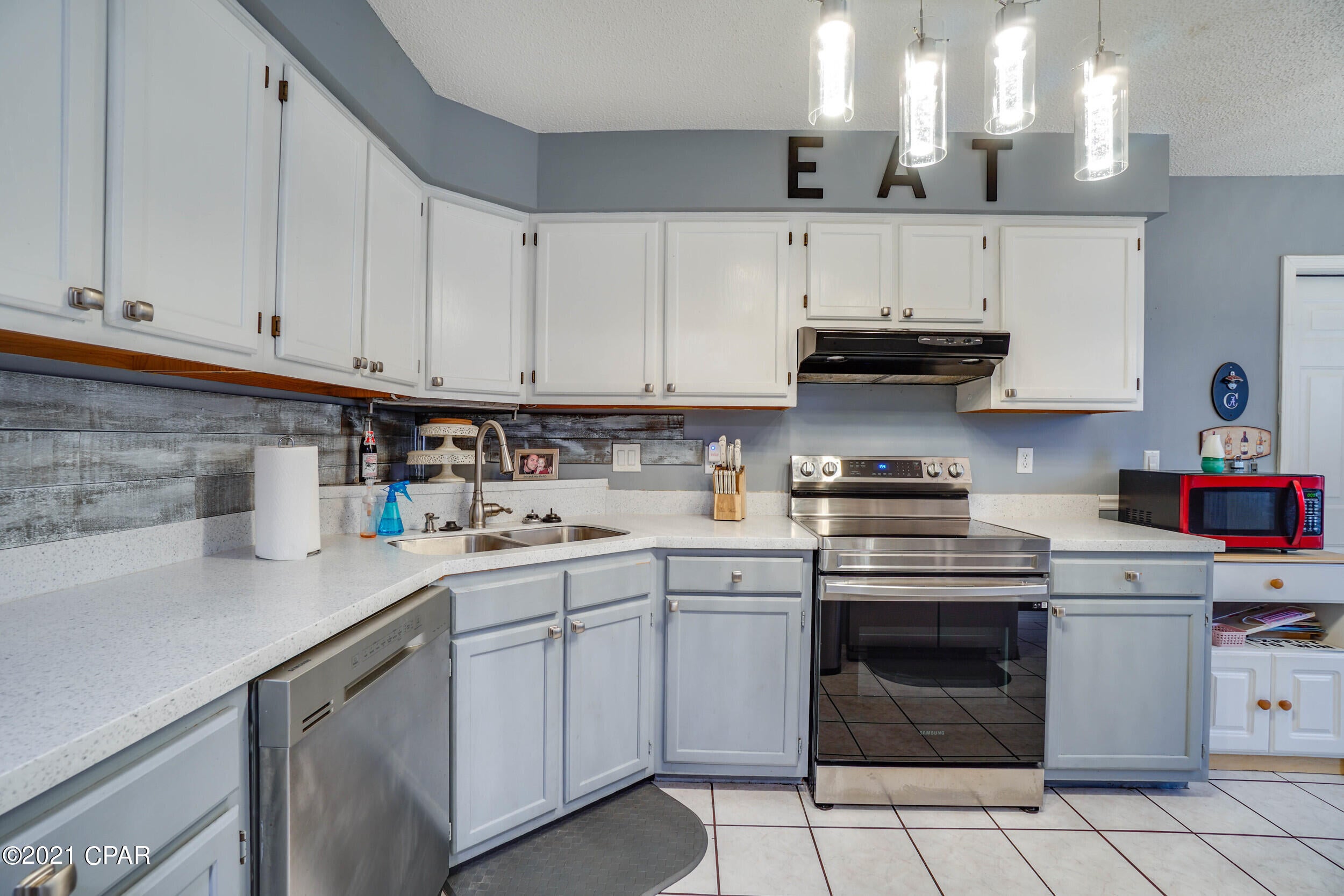 Gulf Coast Village U-1 - Residential