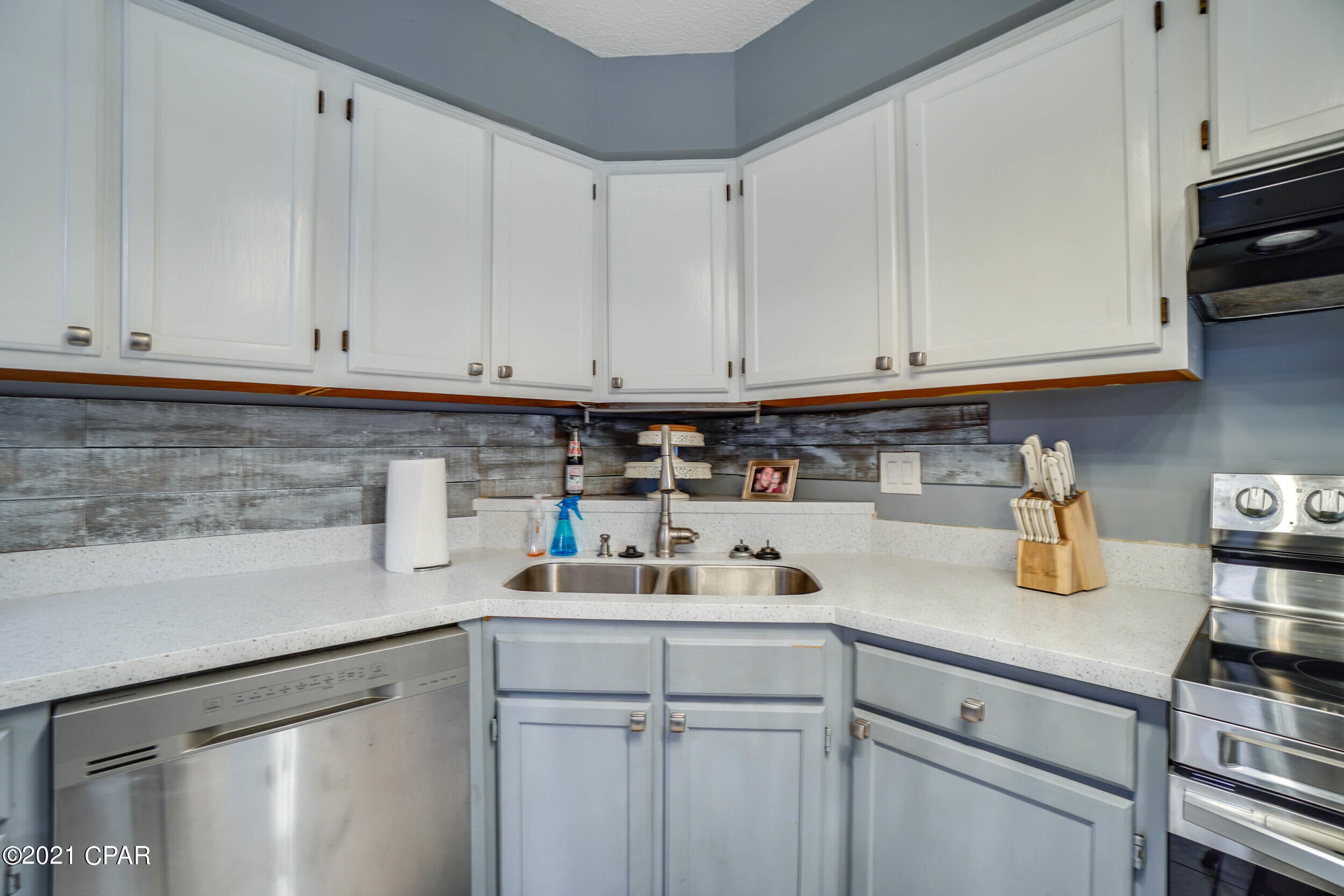 Gulf Coast Village U-1 - Residential