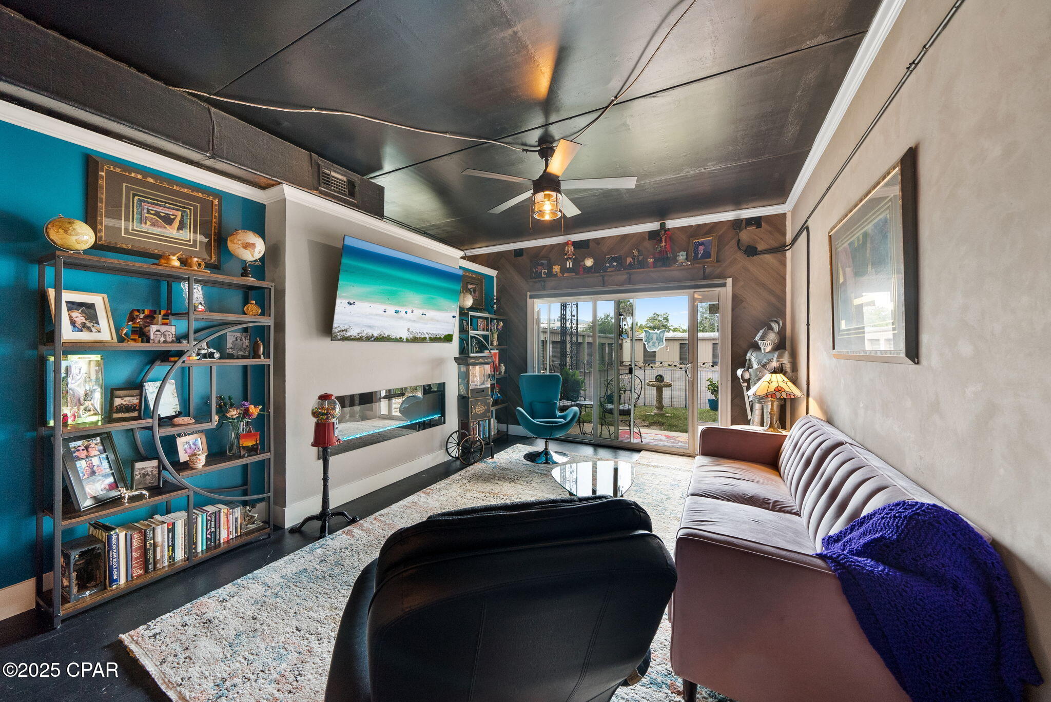 Bay Club Condo Ph 1 - Residential